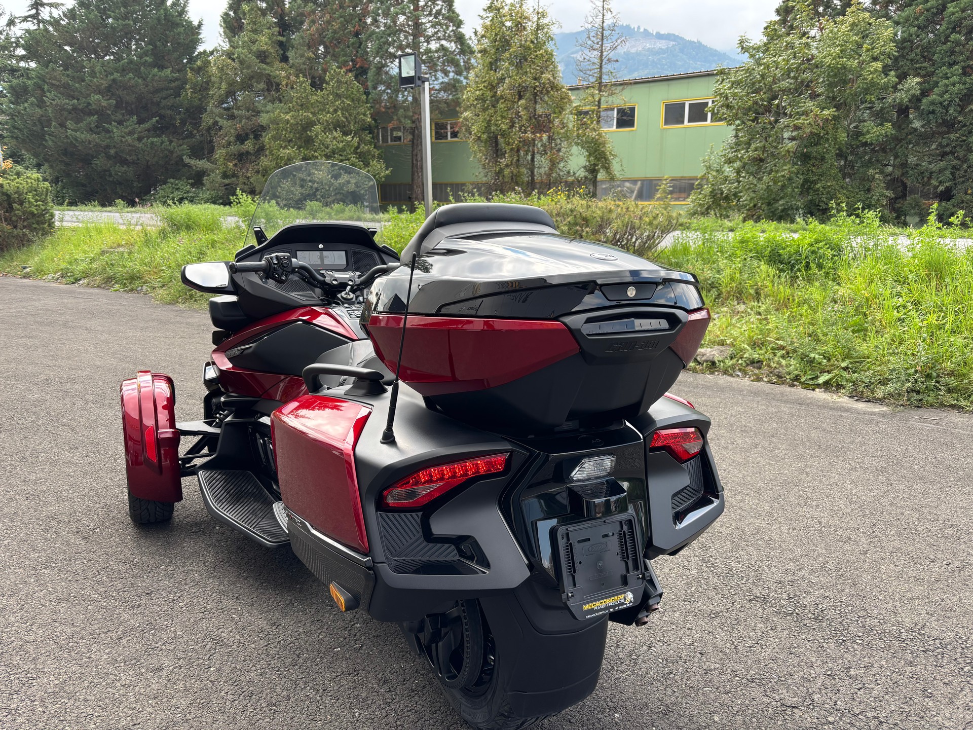 CAN-AM Spyder RT-LTD Dark Edition SE6-image-5