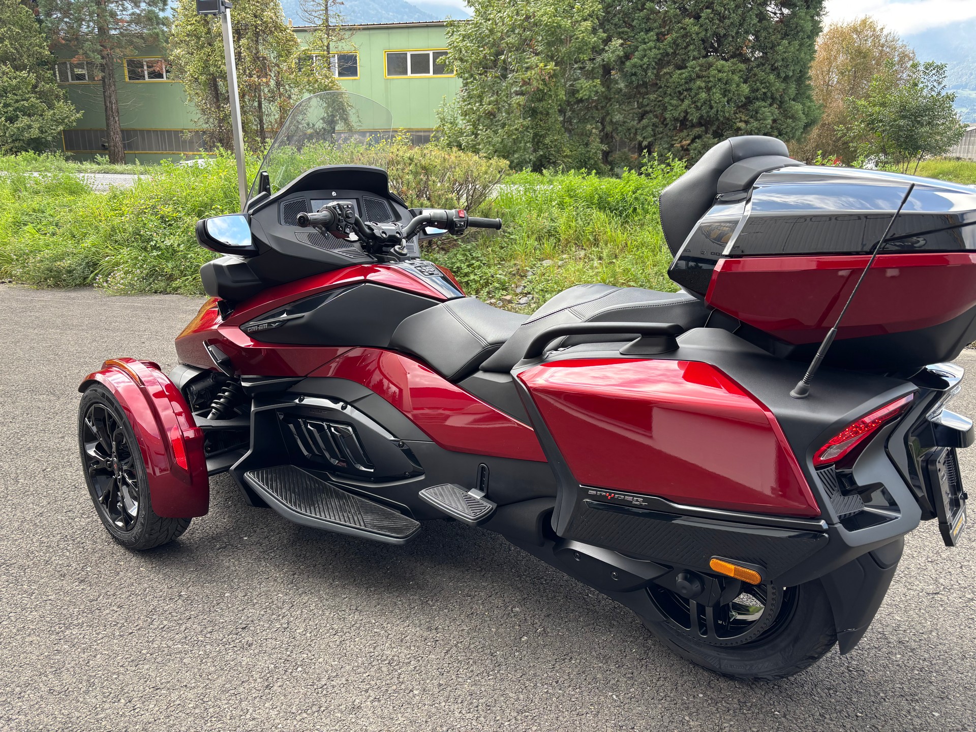 CAN-AM Spyder RT-LTD Dark Edition SE6-image-9