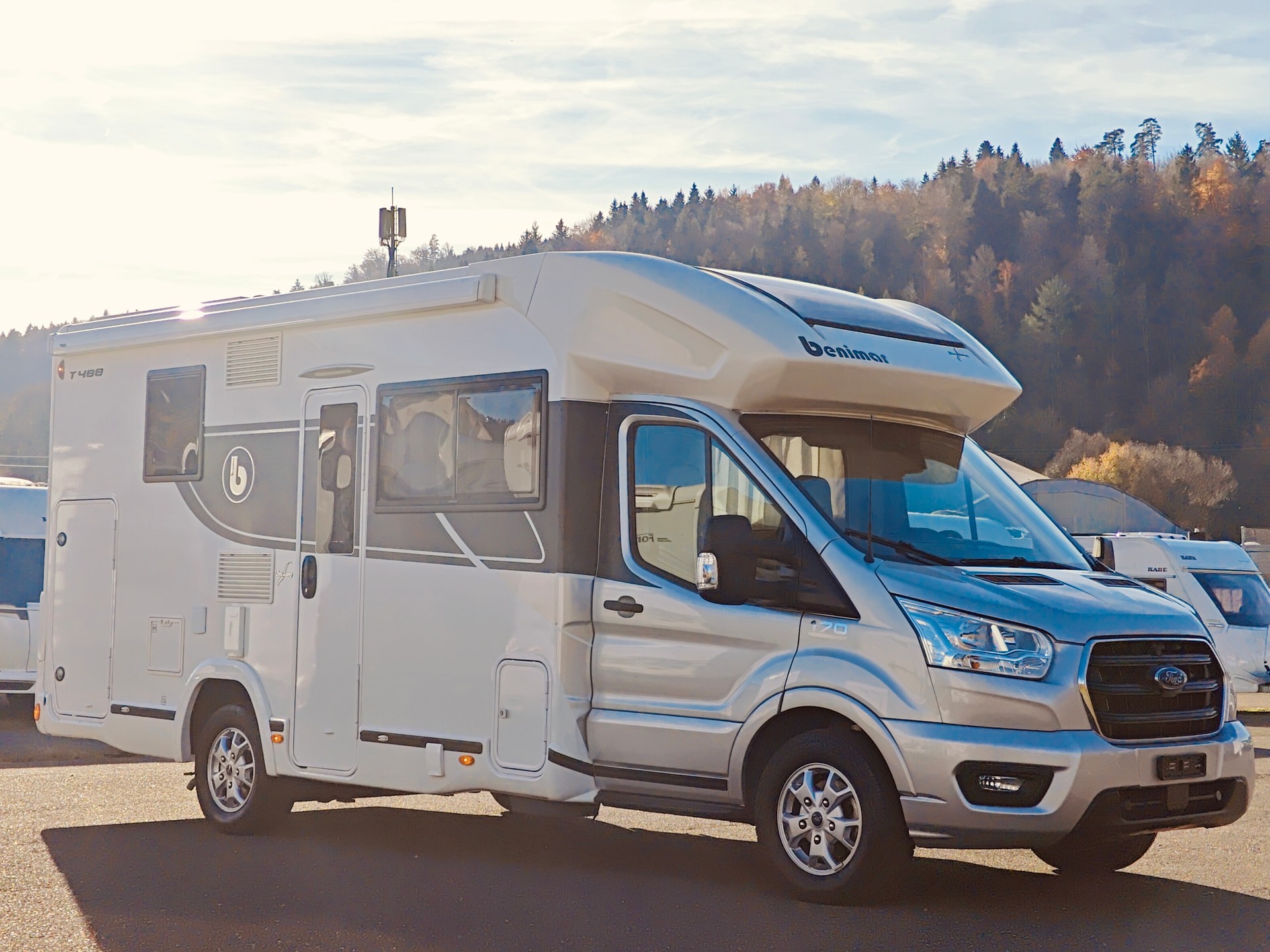 BENIMAR TESSORO 488 NORTHAUTOKAPP Automat -- Hubbett -- Solar -- Vorzelt -- Luftfederung-showroom-element-2