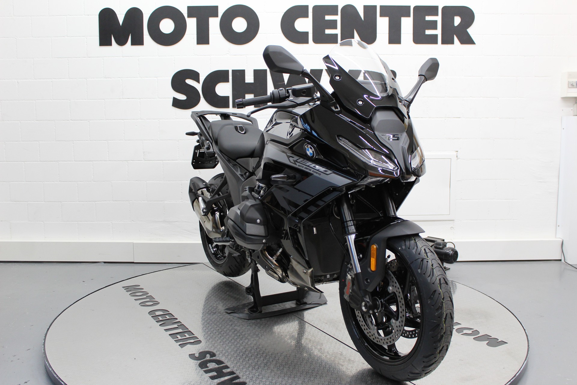 BMW R 1300 RS-image-2