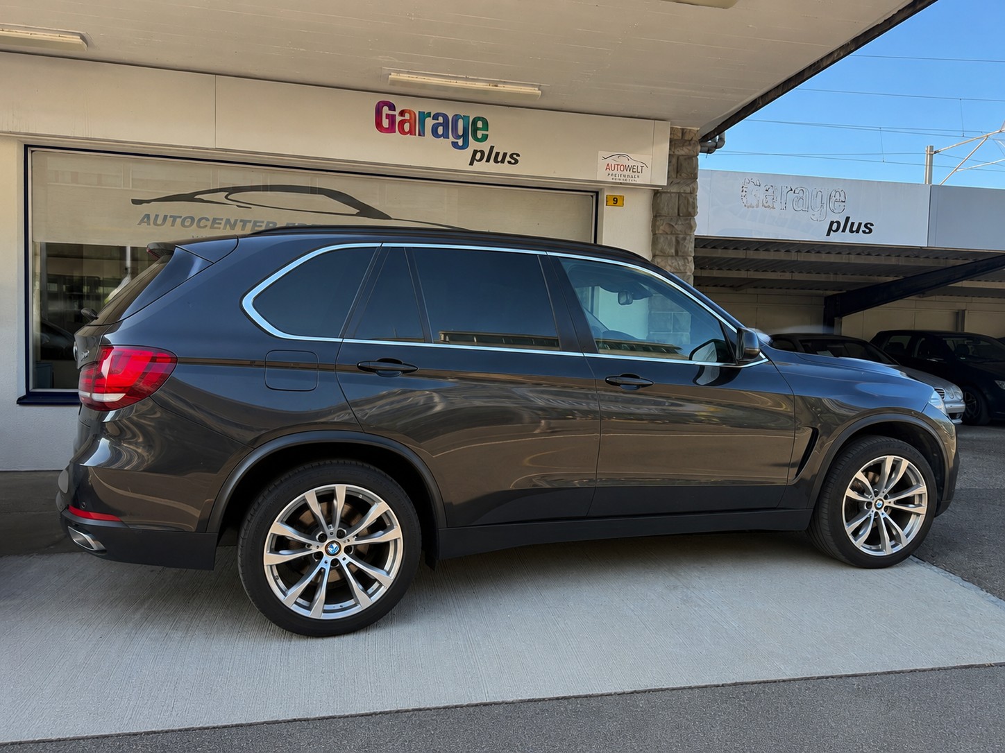 BMW X5 xDrive 30d Steptronic-showroom-element-3