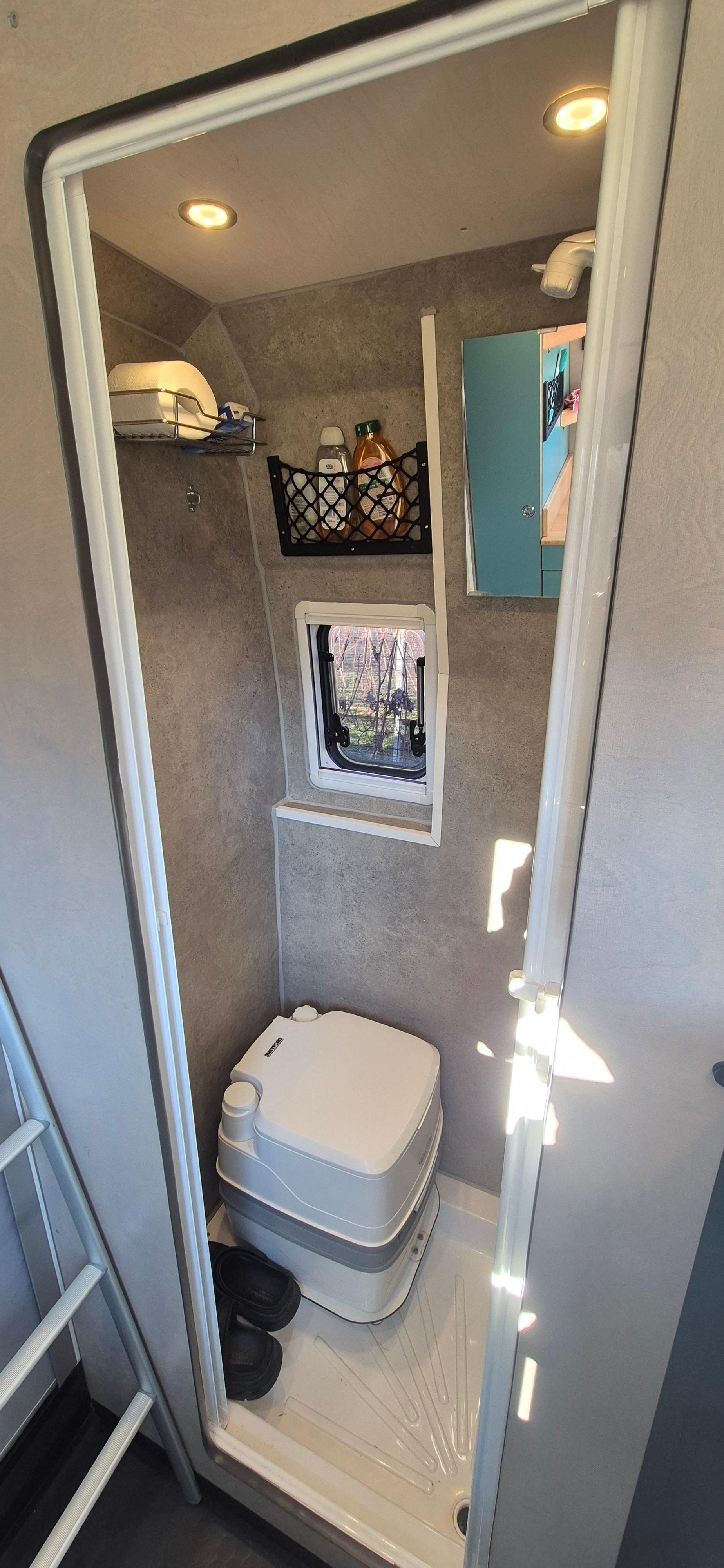 FIAT Ducato 33 2.3 MJ - Camper Custom-image-9