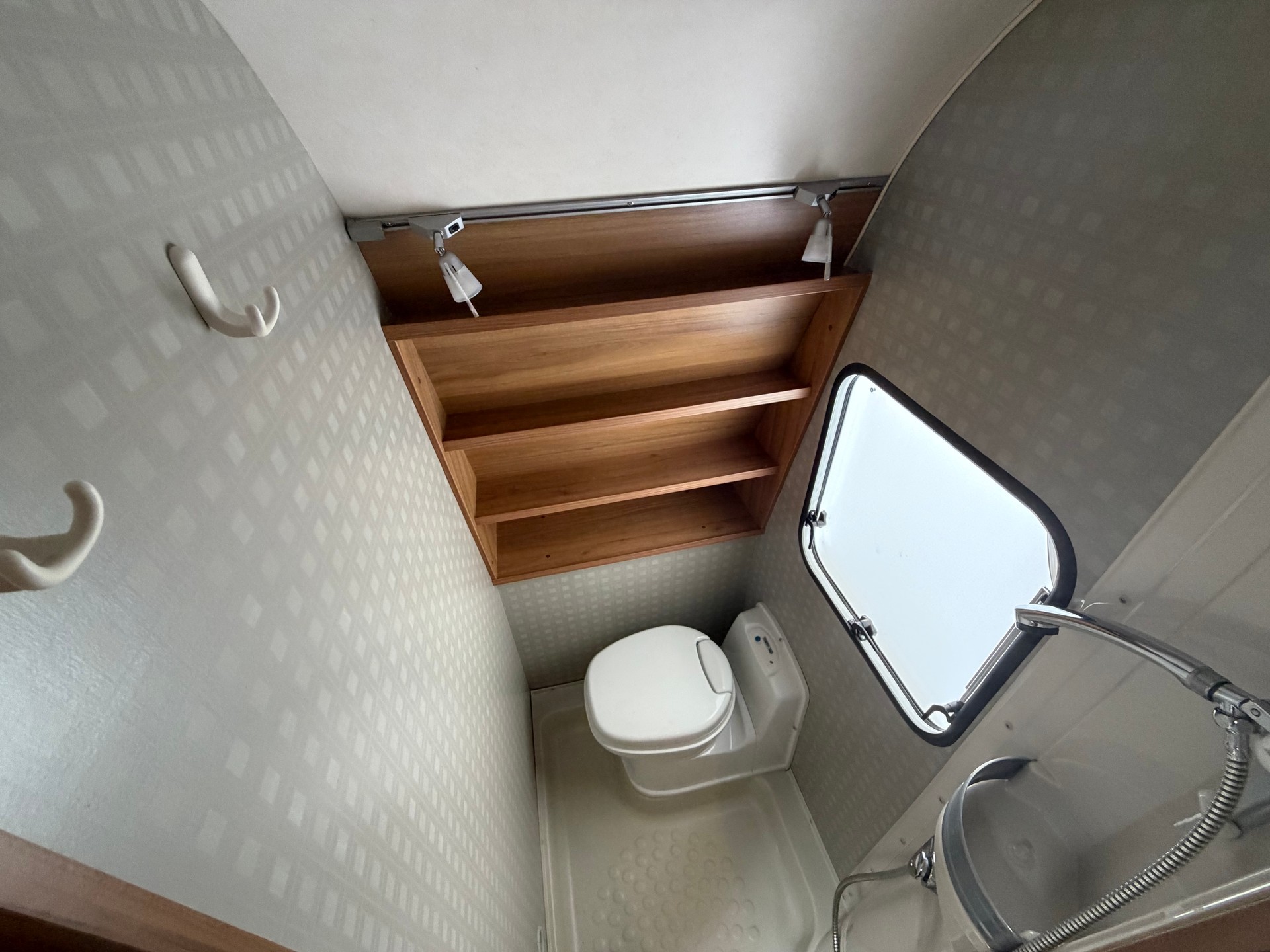BÜRSTNER Averso 460 TS-image-11