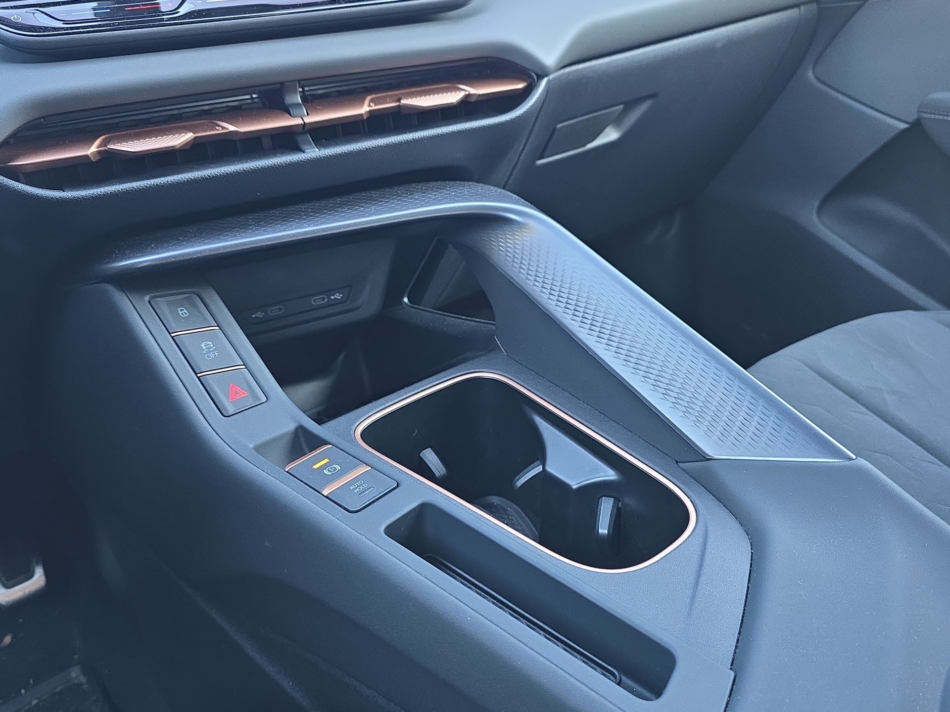 CUPRA Terramar 2.0 TSI DSG 4Drive Business Edition-image-15