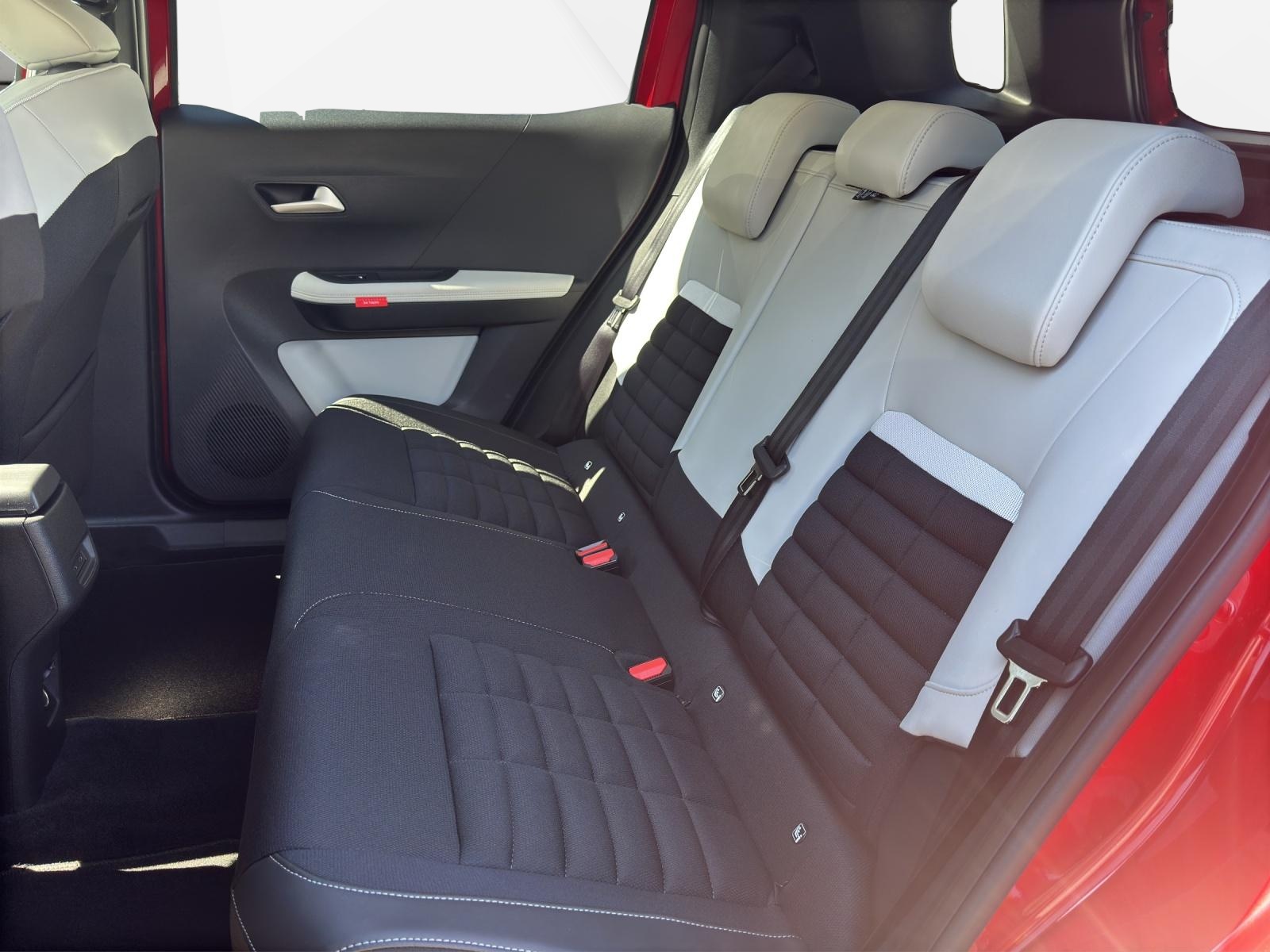 CITROEN e-C3 Aircross Max-image-8