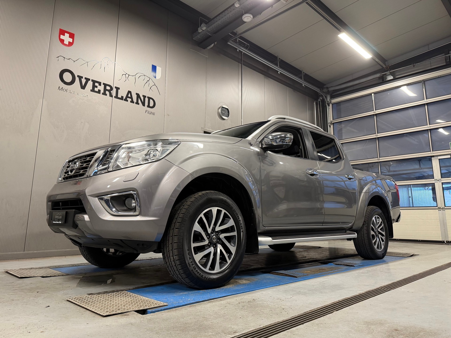 NISSAN Navara Double Cab Tekna 2.3 dCi 4WD Automatic-image-8