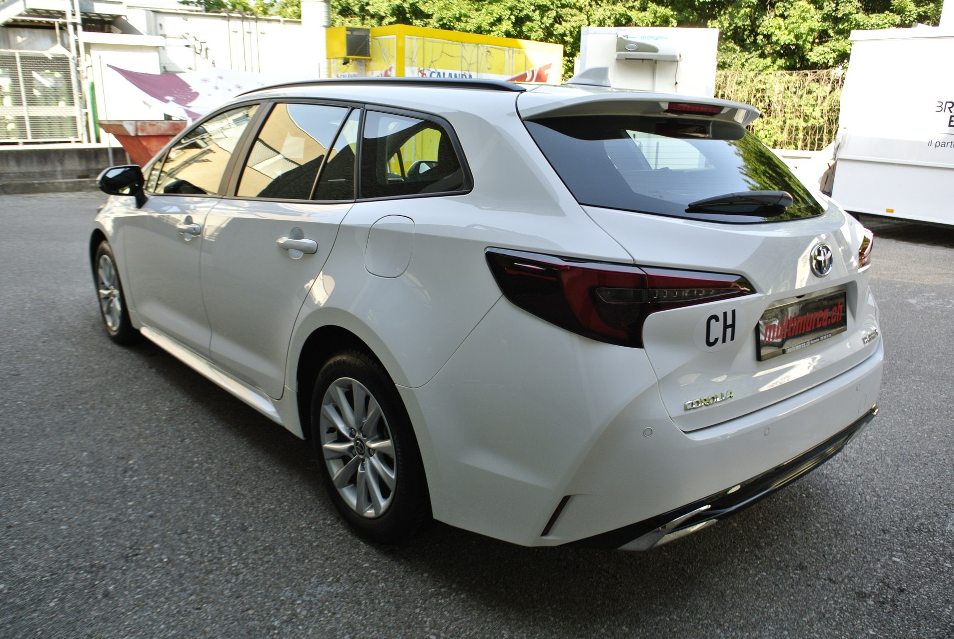 TOYOTA Corolla Touring Sports 1.8 HSD Comfort e-CVT-image-8