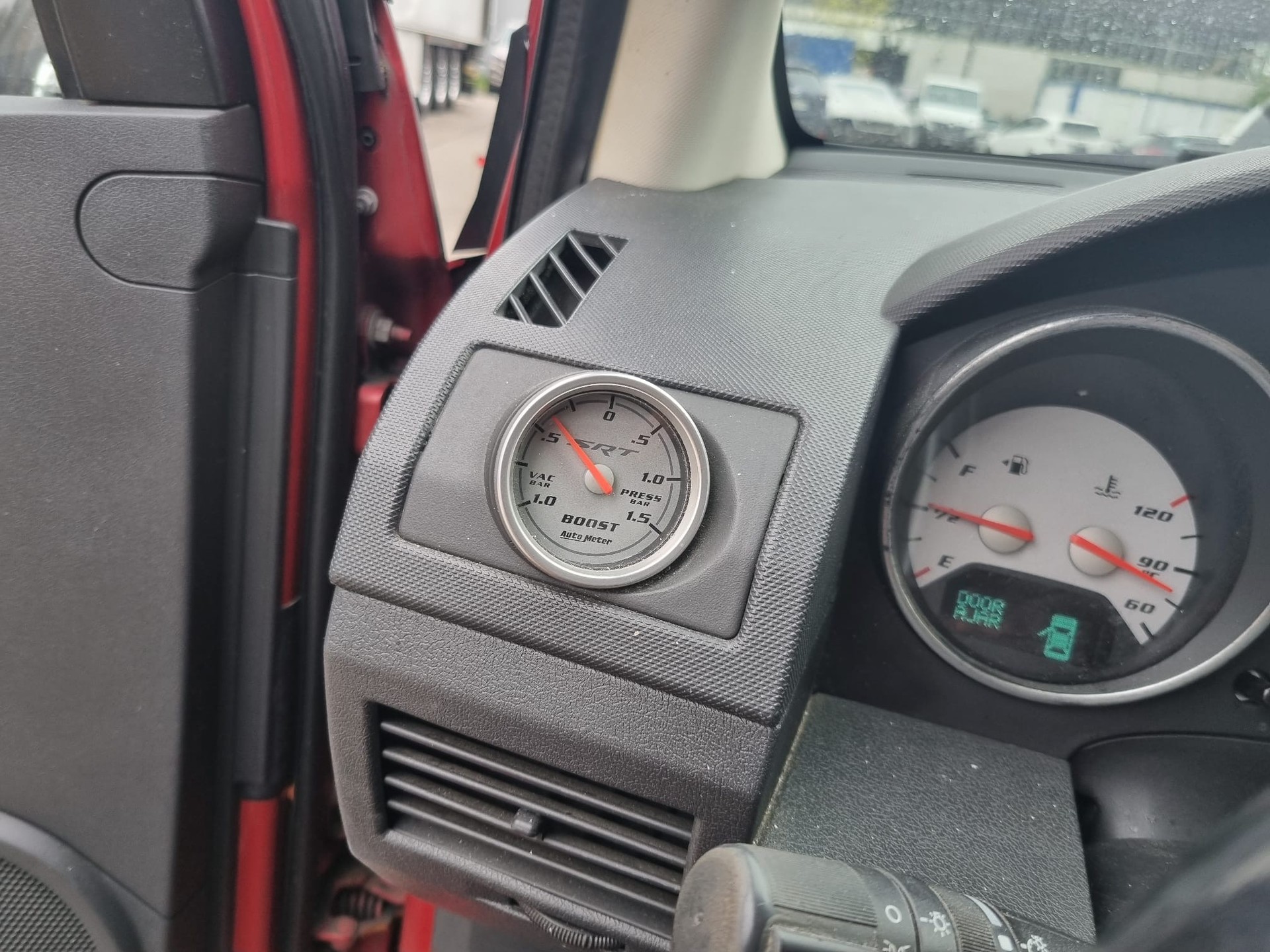 DODGE Caliber 2.4 SRT4-image-4
