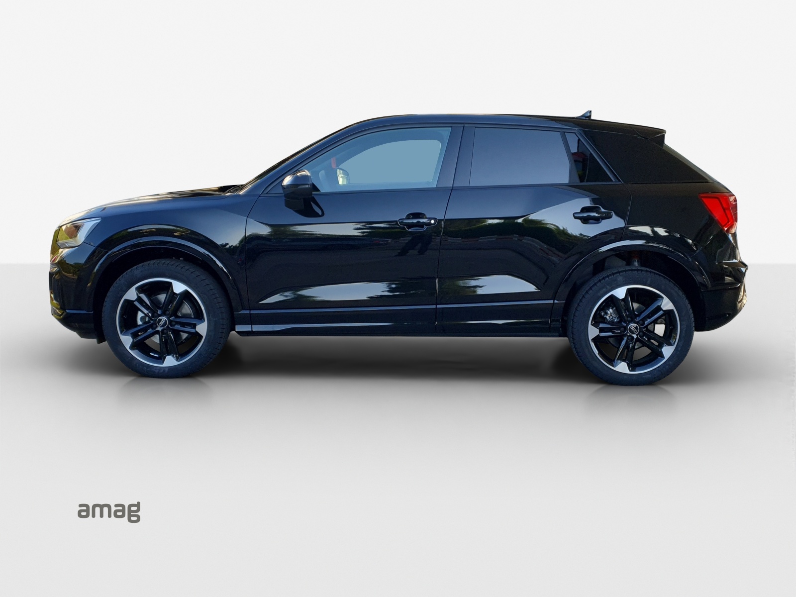 AUDI Q2 35 TFSI advanced S-tronic-showroom-element-1