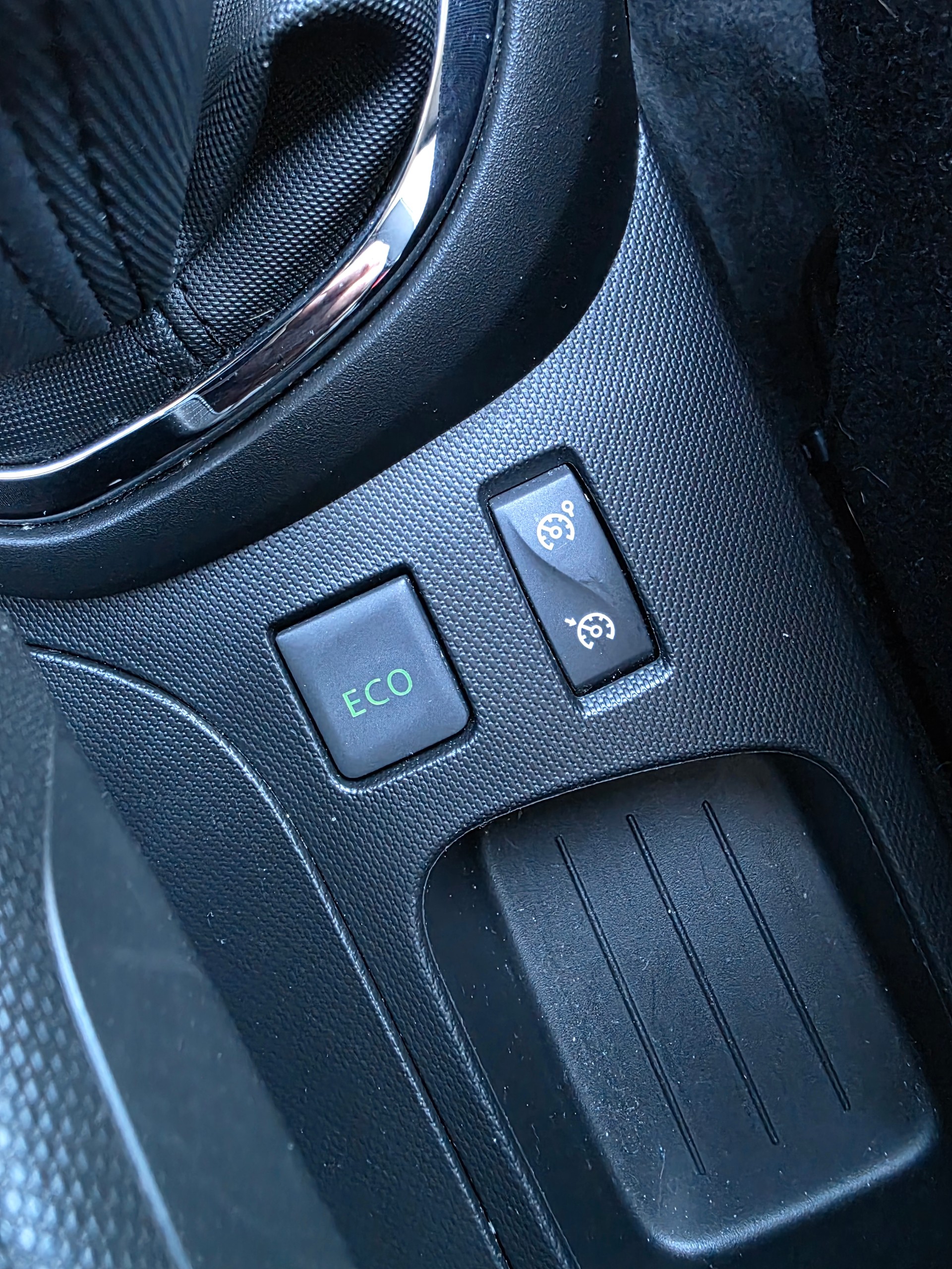 RENAULT Captur 0.9 12V Privilège-image-9