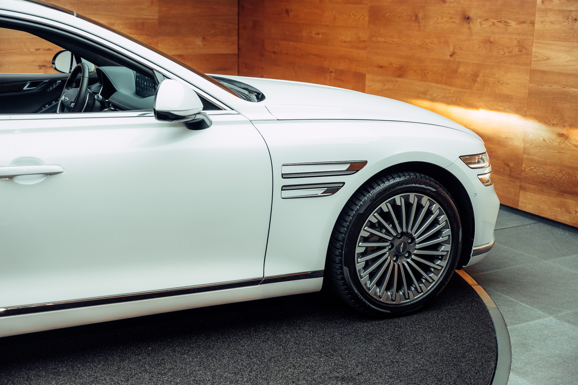 GENESIS G80 Electrificed Luxury 87,2kWh AWD-image-19
