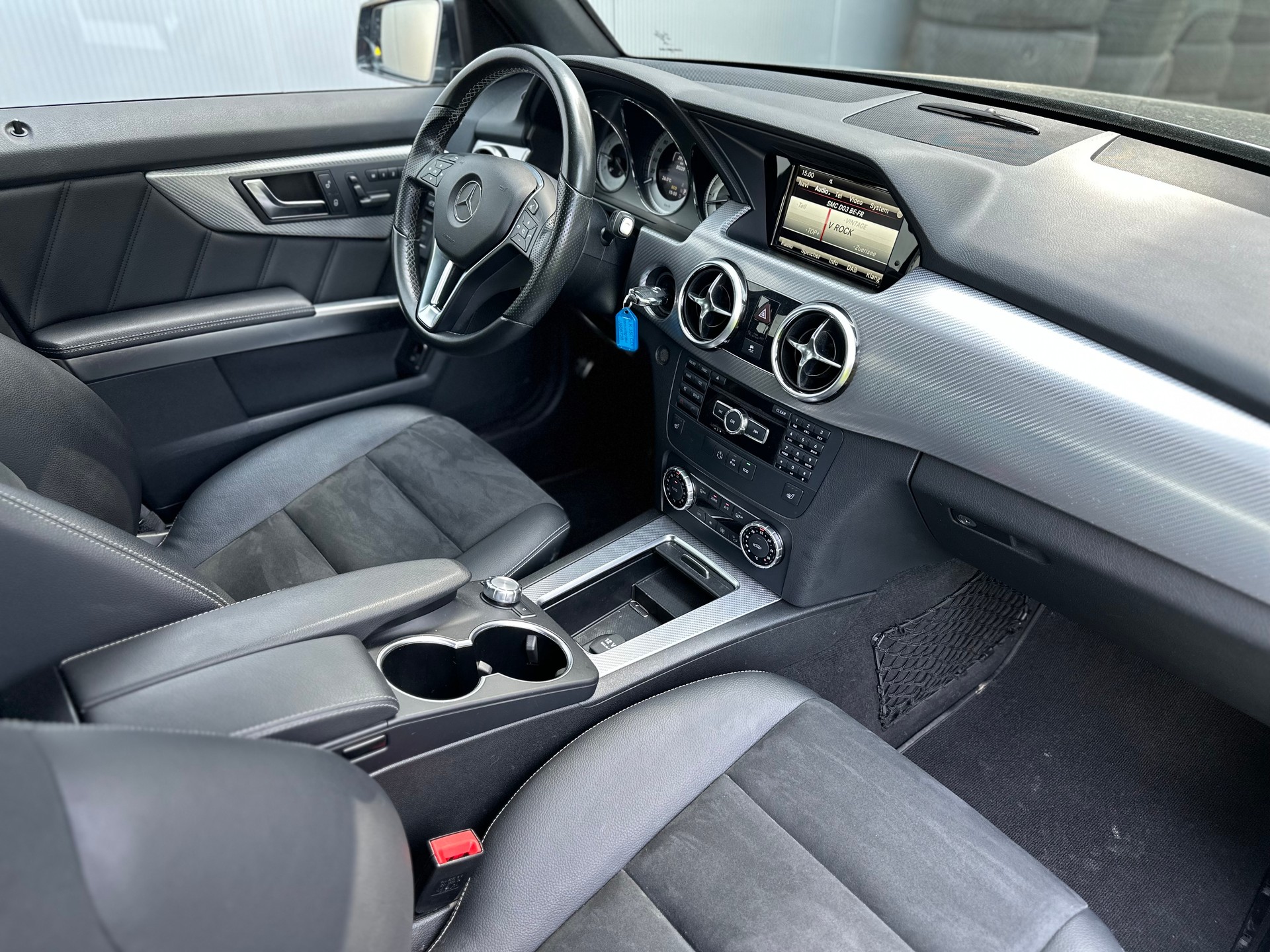 MERCEDES-BENZ GLK 350 CDI 4Matic 7G-Tronic-image-8