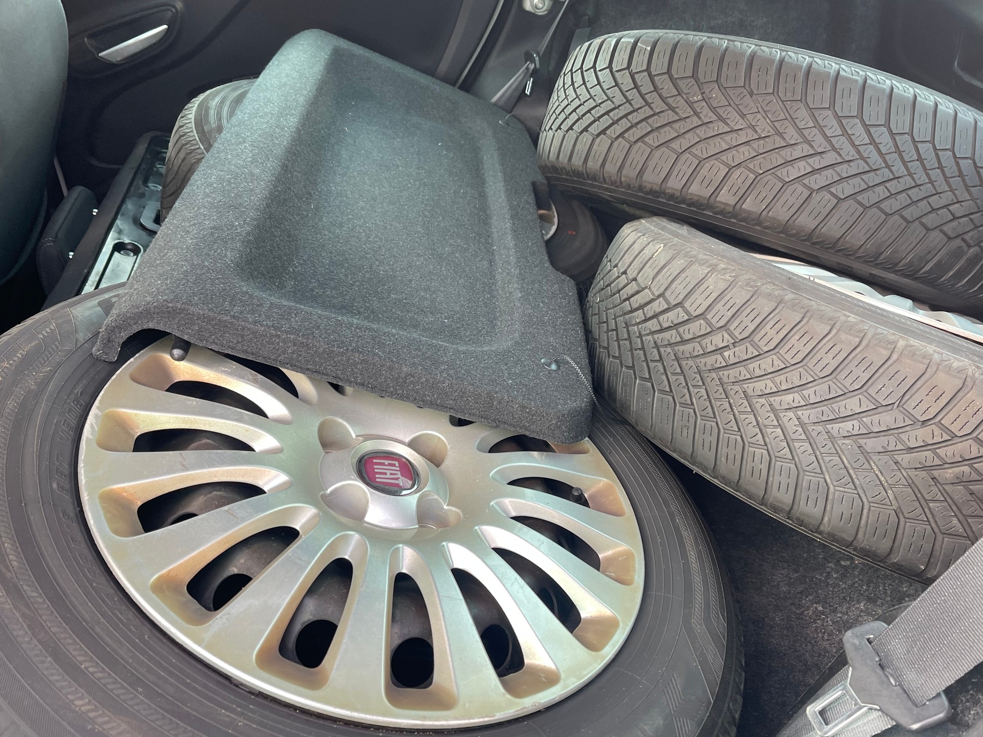 FIAT Punto 0.9 Twinair-image-13