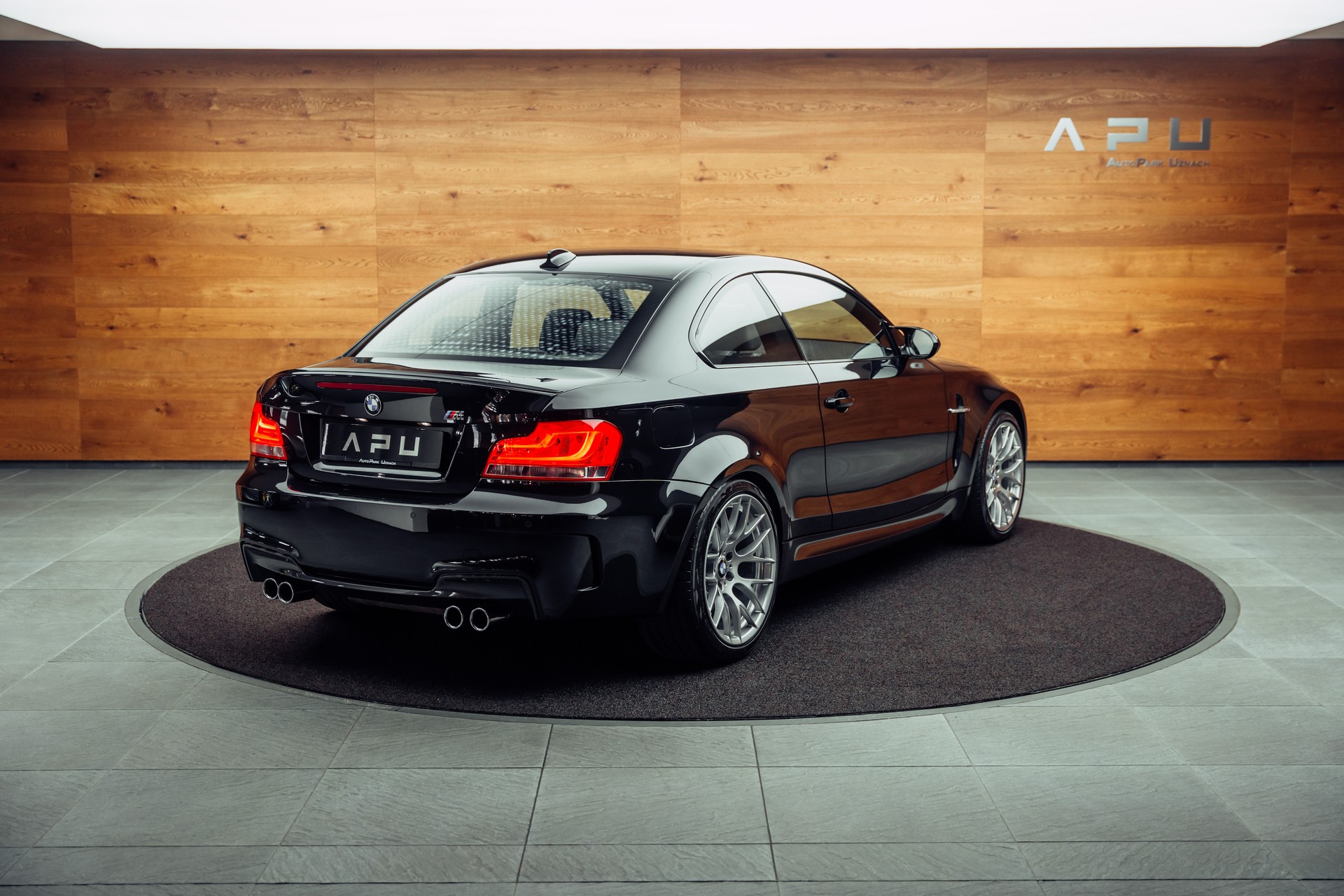 BMW 1er M Coupé-showroom-element-1