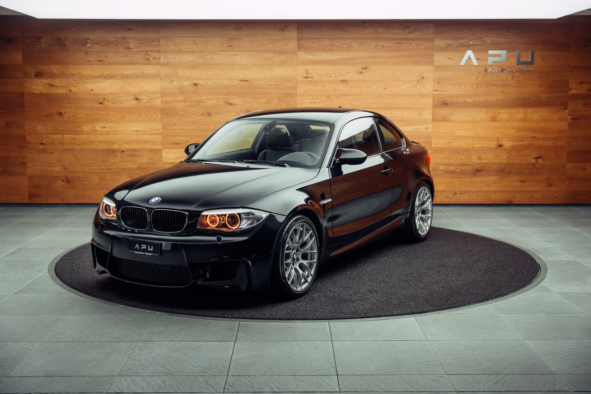 BMW 1er M Coupé-showroom-element-3
