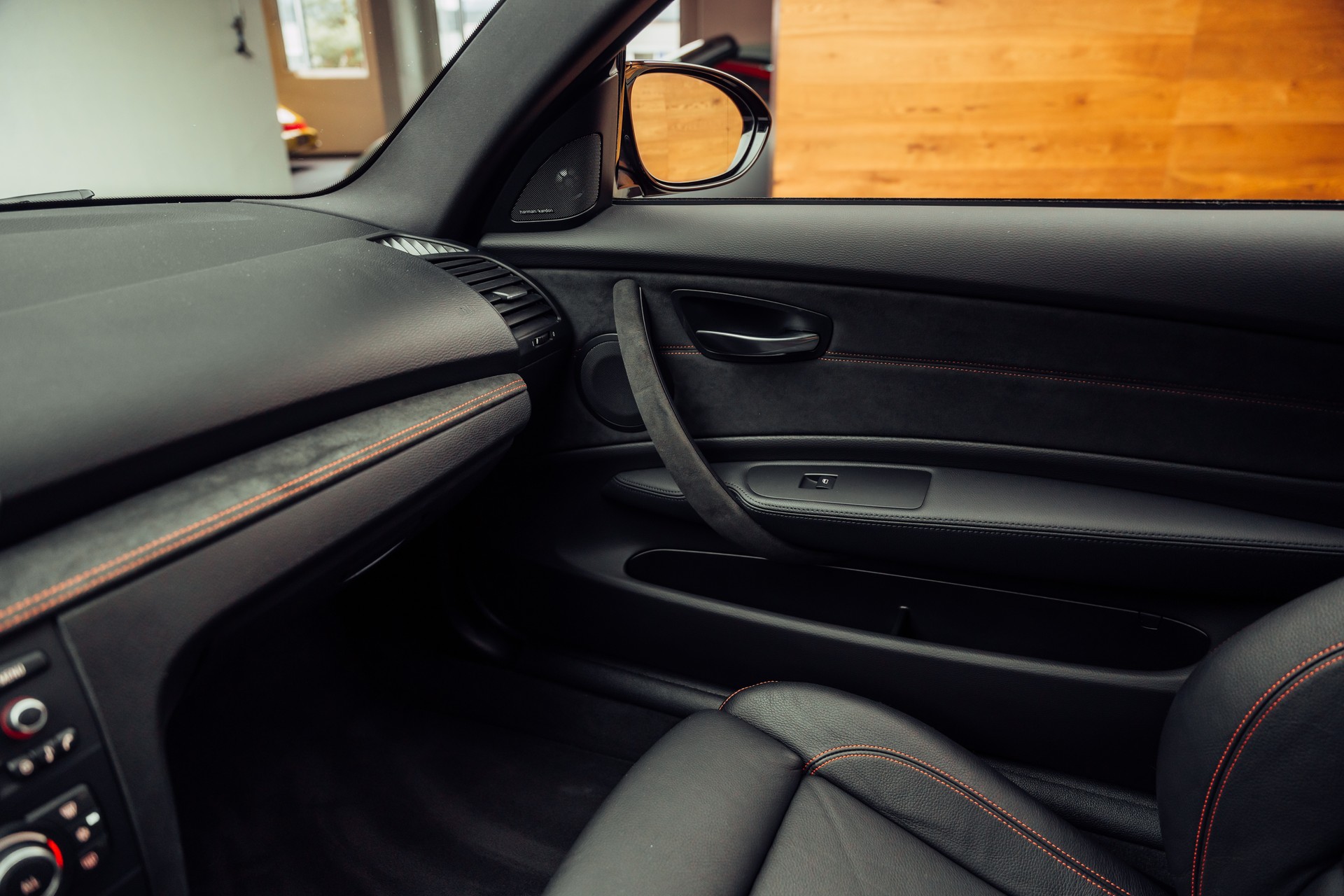 BMW 1er M Coupé-image-10