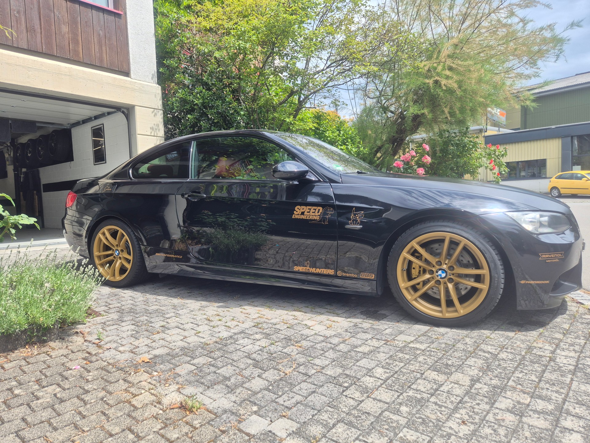 BMW 335i-image-1