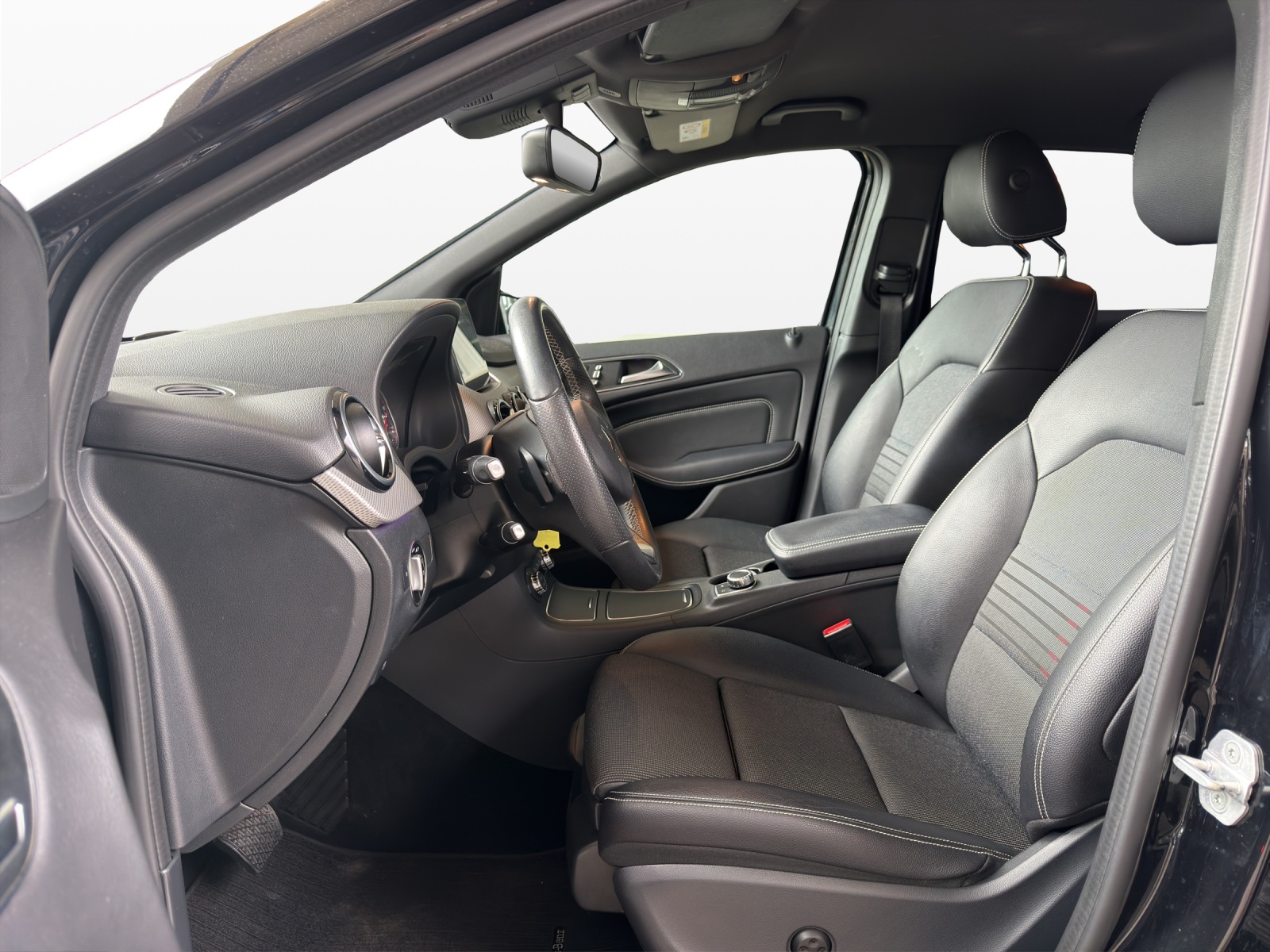 MERCEDES-BENZ B 220 CDI Swiss Star Edition Urban 4Matic 7G-DCT-image-8