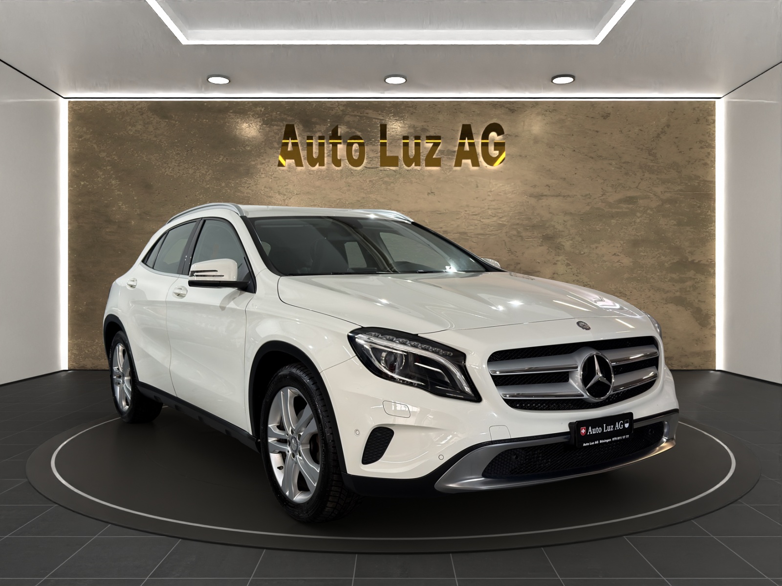 MERCEDES-BENZ GLA 200 Urban-image-6
