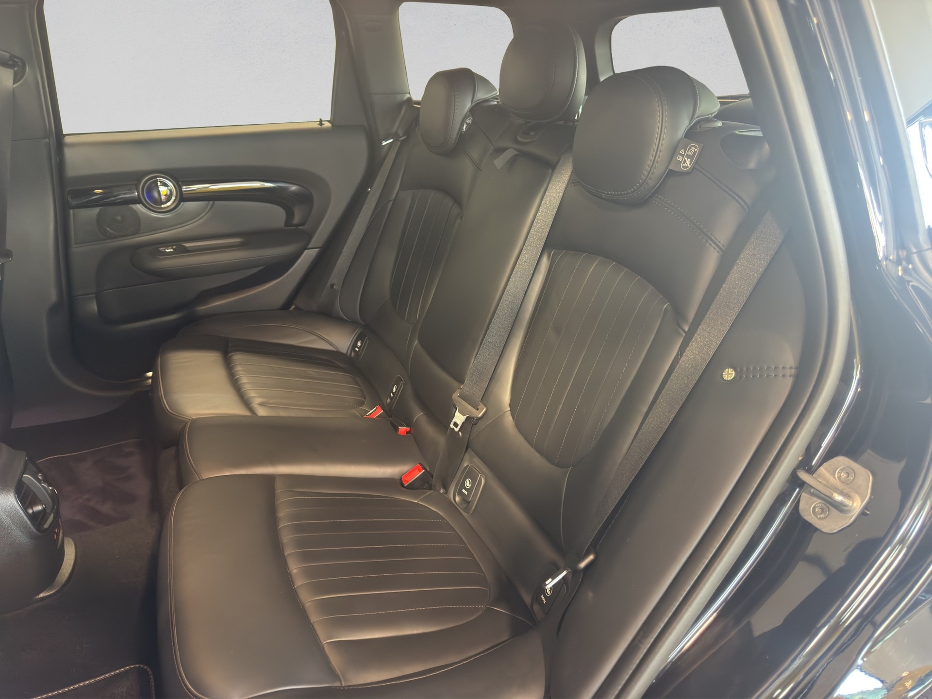 MINI Clubman Cooper S Trafalgar ALL4 Steptronic-image-12