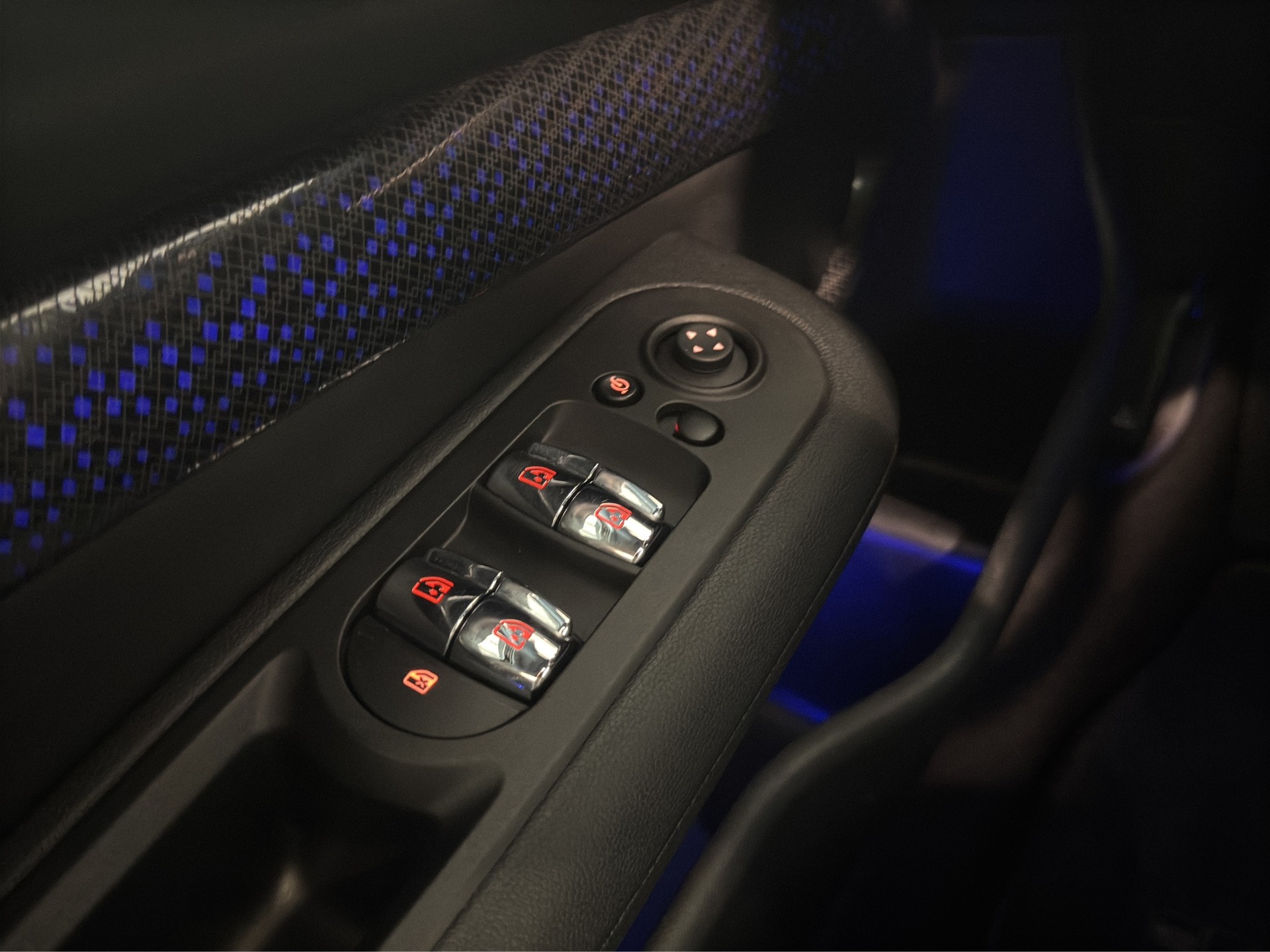 MINI Clubman Cooper S Trafalgar ALL4 Steptronic-image-11