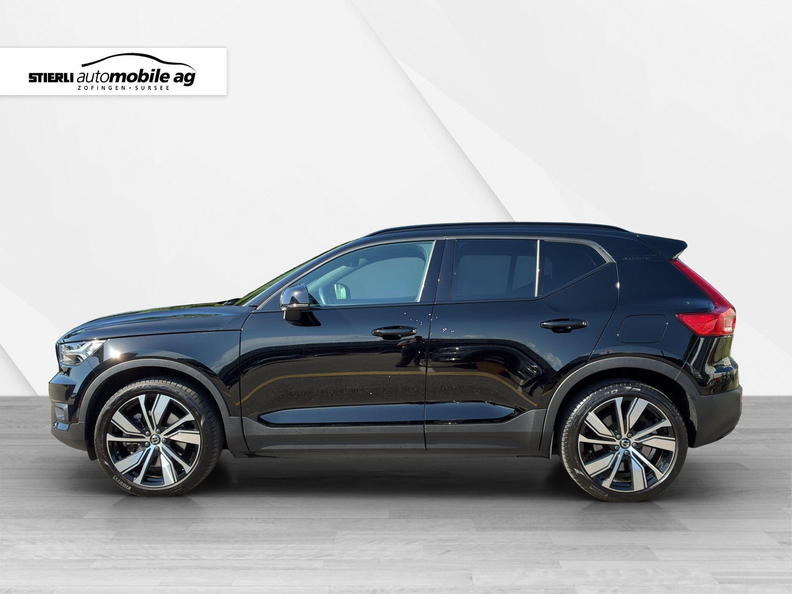 VOLVO XC40 P8 Twin R-Design AWD-image-7