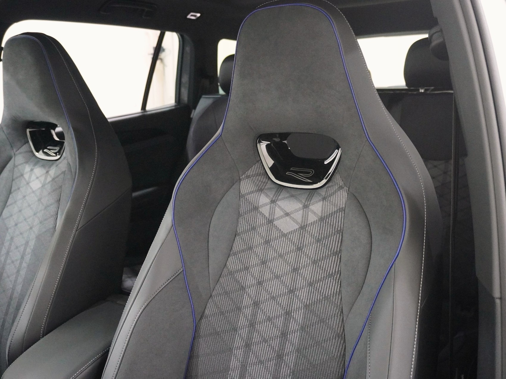 VW Tayron 2.0 TDI R-Line DSG 4motion-image-13