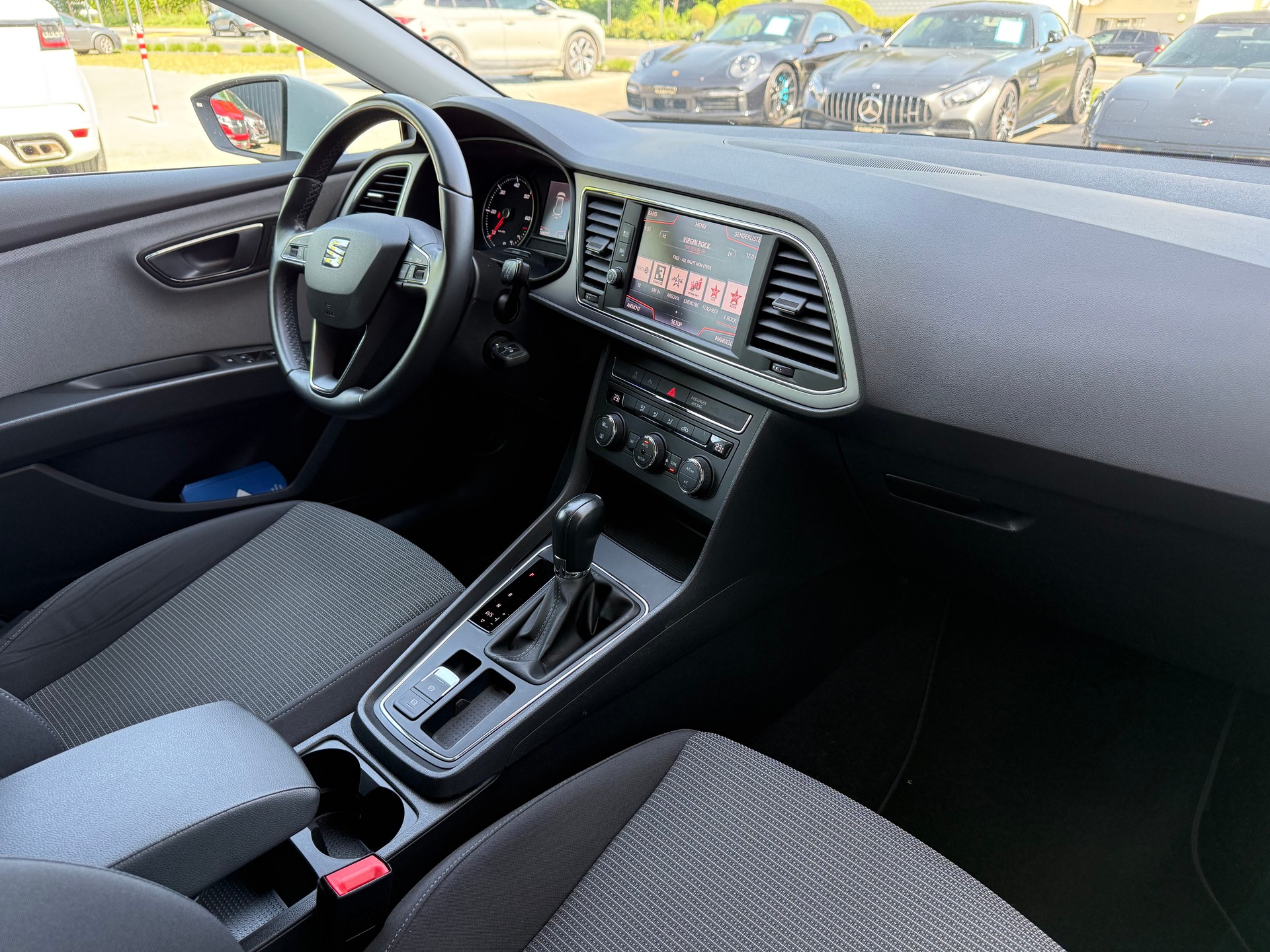 SEAT Leon ST 1.6 TDI CR Style DSG-image-6