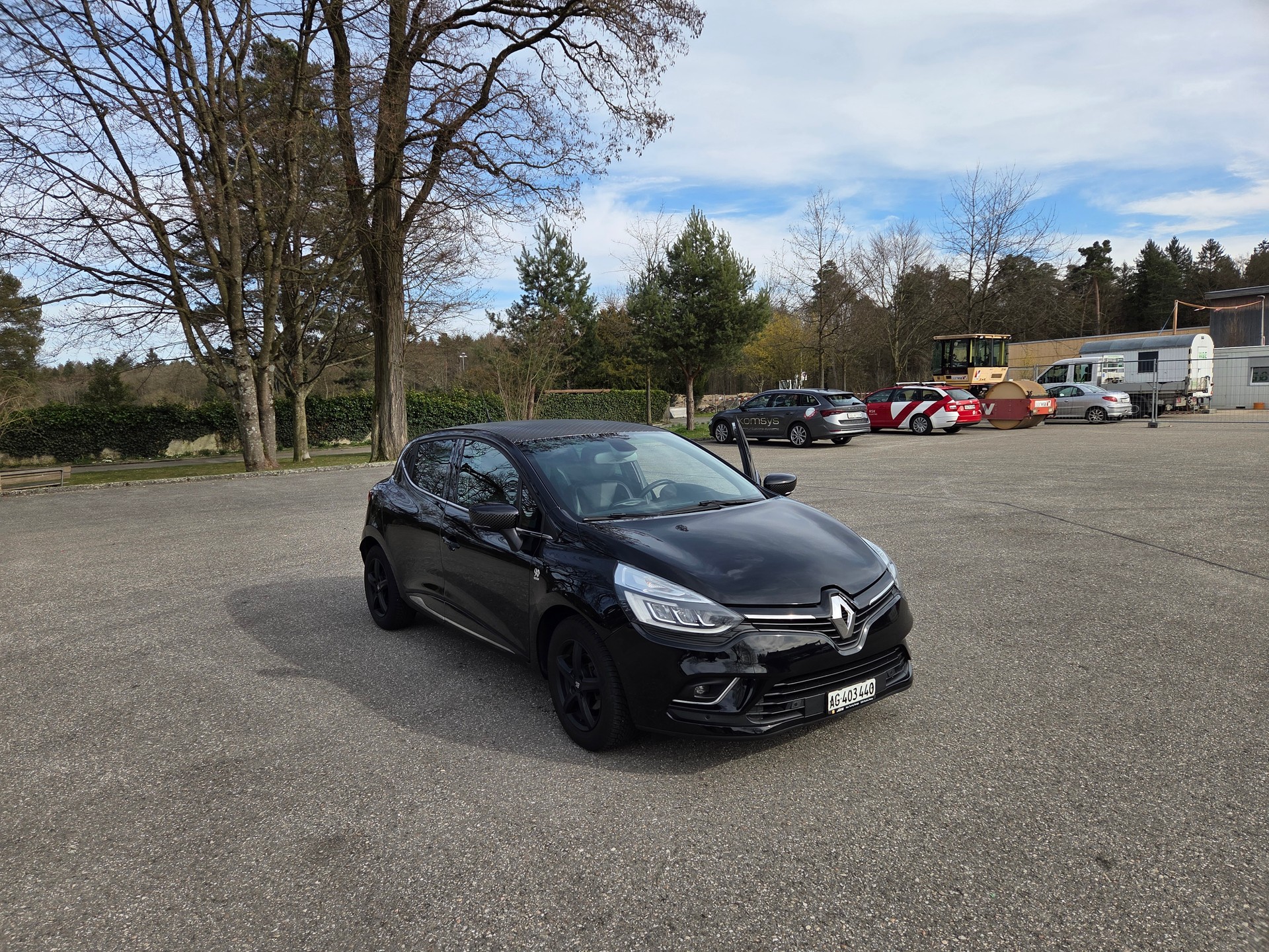 RENAULT 1.2 TCe 120 90th Anniv. S/S-image-1