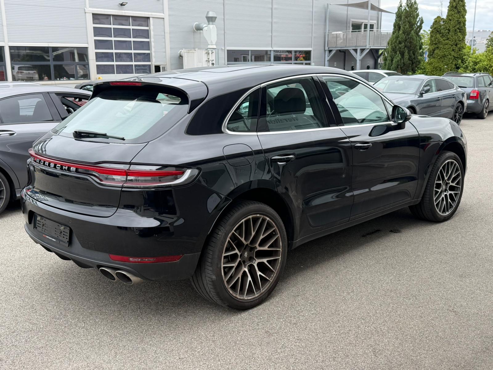 PORSCHE Macan S PDK-image-4