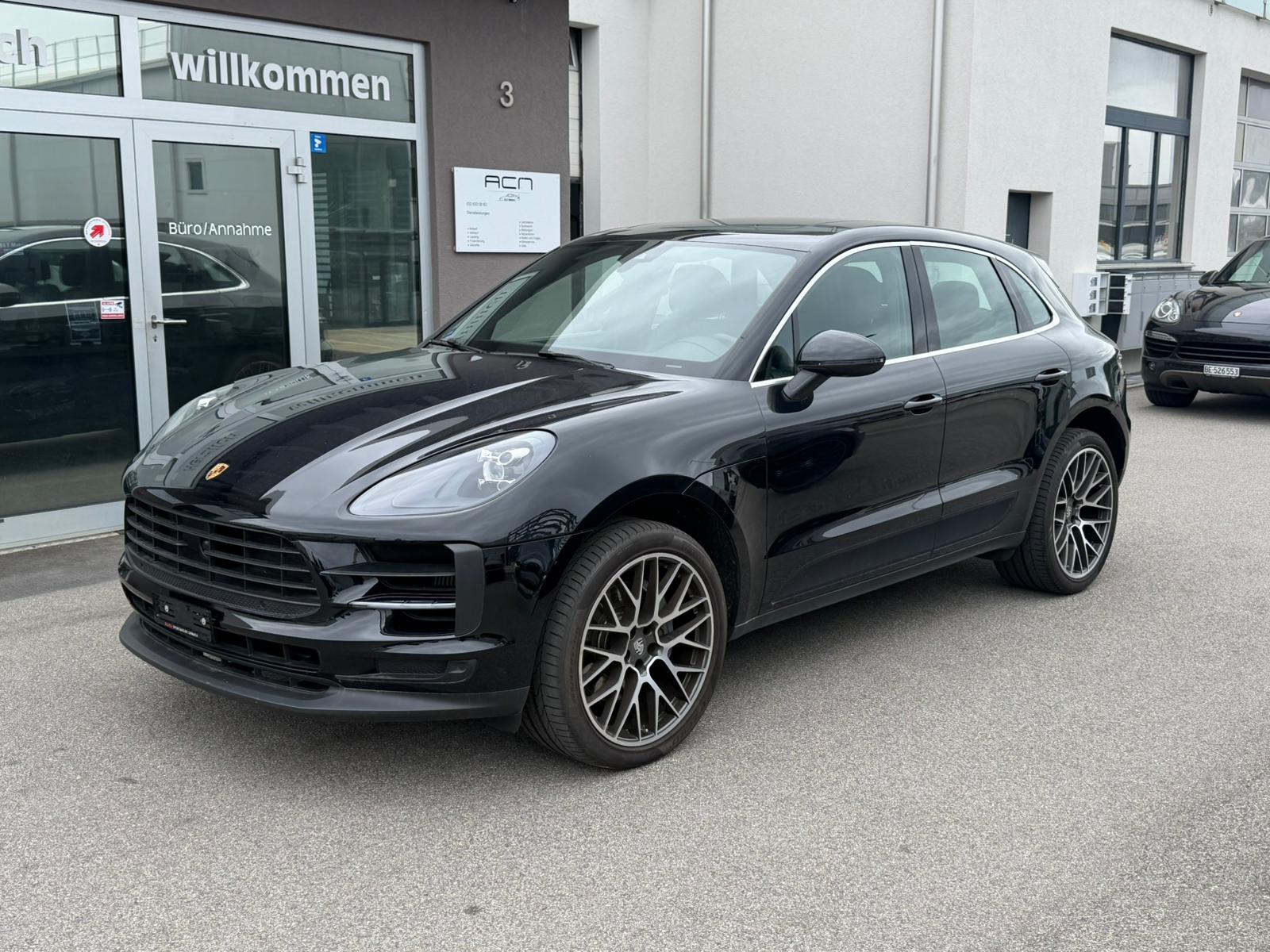 PORSCHE Macan S PDK