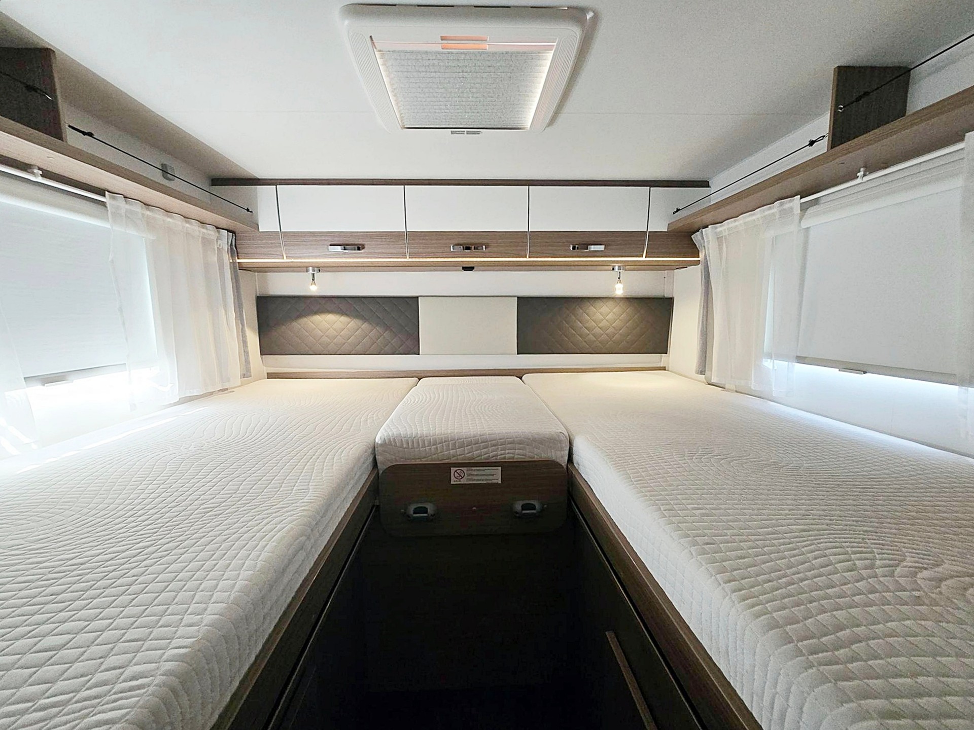 CARADO T 448 2,3 DIESEL 9G-AUTOMAT FIAT DUCATO MJ 140-image-4
