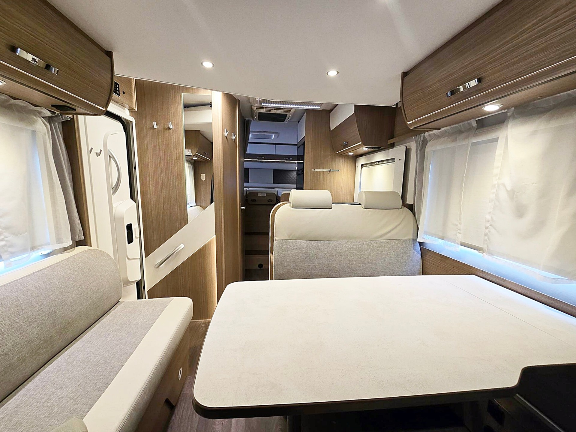 CARADO T 448 2,3 DIESEL 9G-AUTOMAT FIAT DUCATO MJ 140-image-9
