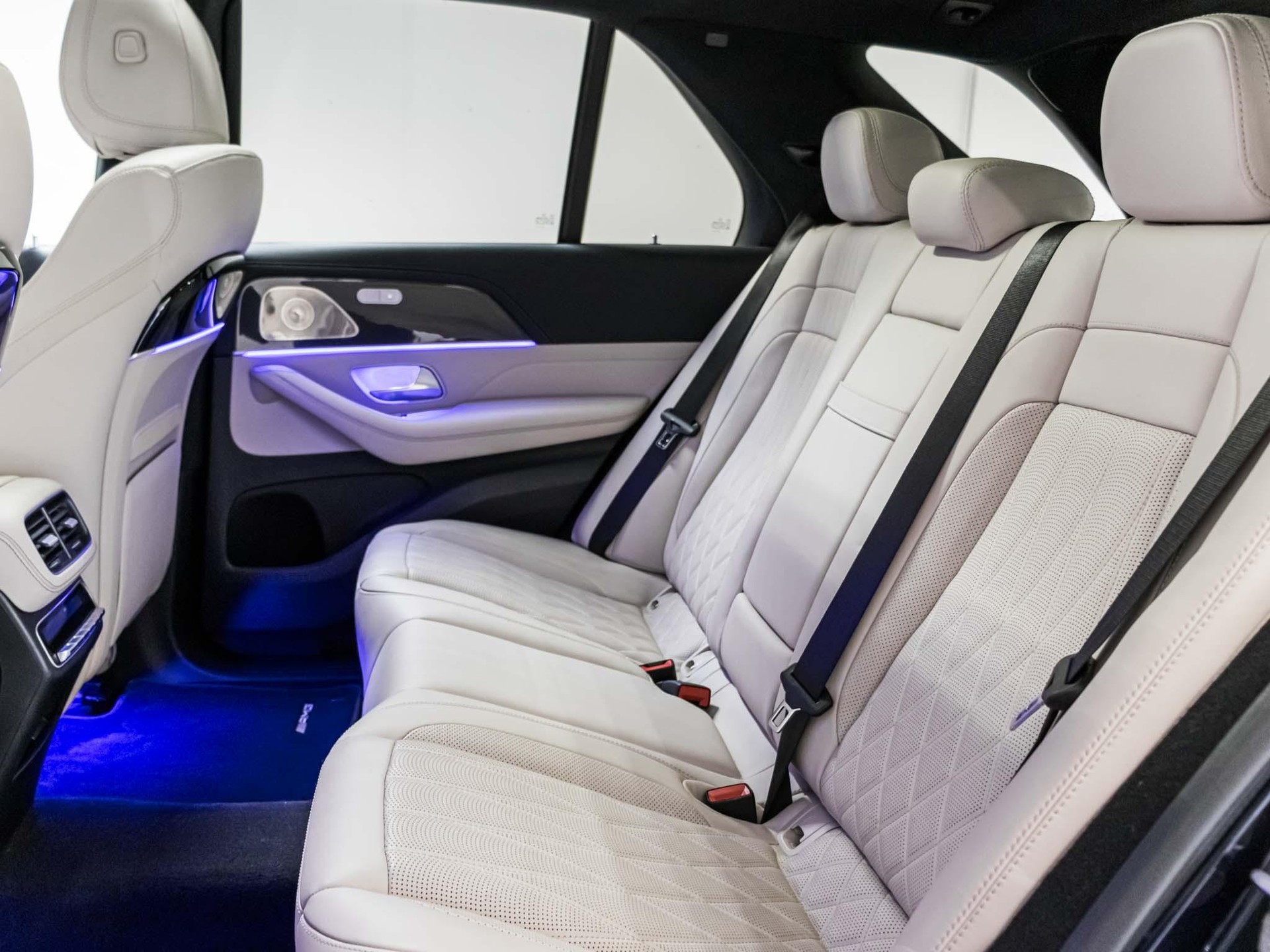 MERCEDES-BENZ GLE 63 AMG S 4MATIC+-image-7