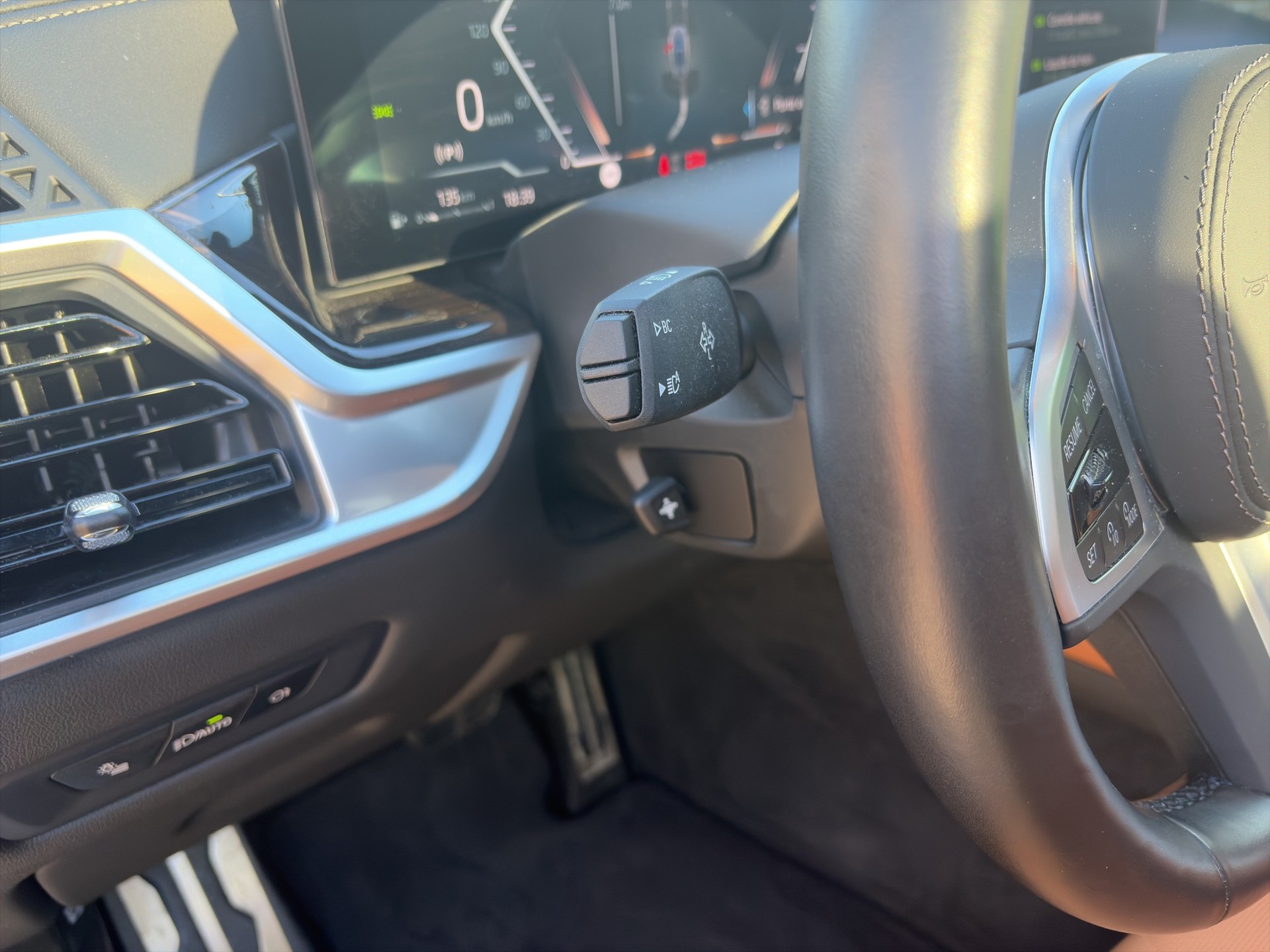 BMW X5 xDrive 48V 30d M Sport Pro Steptronic-image-17