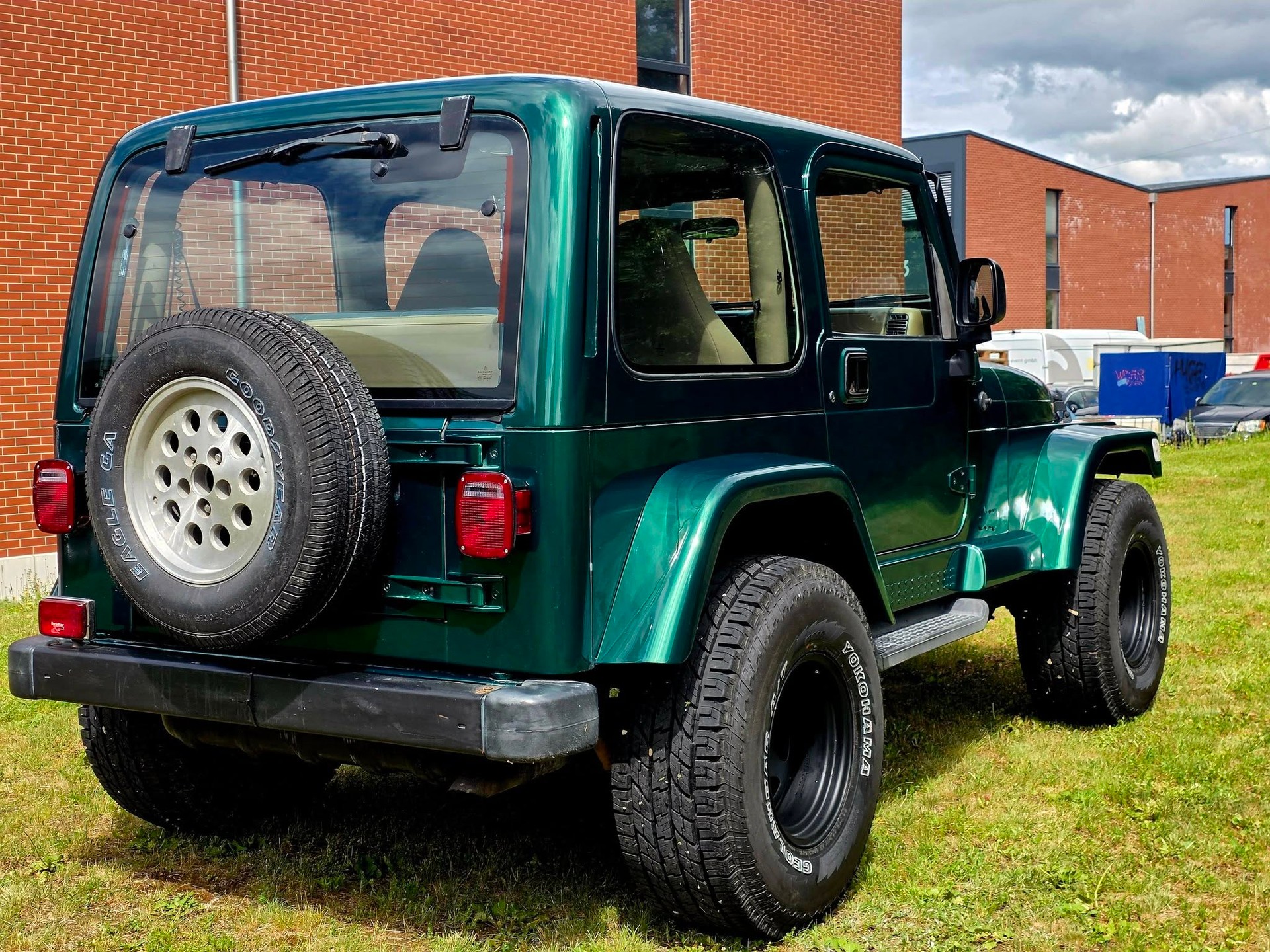 JEEP Wrangler 4.0 Sahara Hardtop-image-3