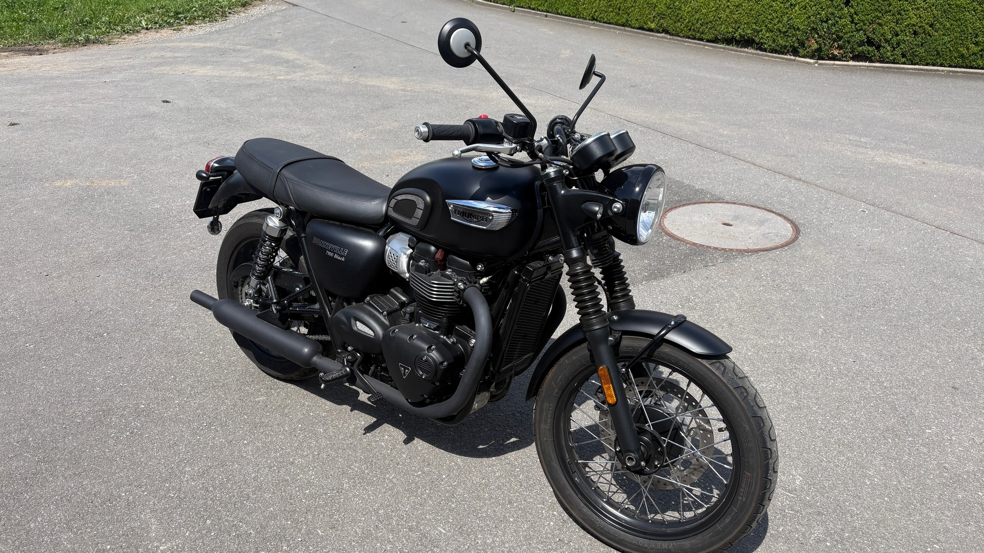 TRIUMPH Bonneville 900 T 100 ABS-image-0