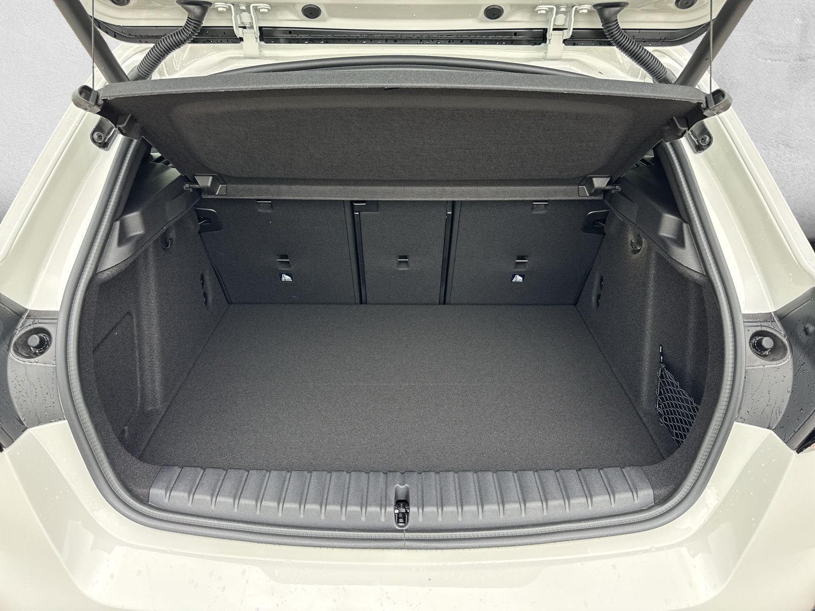 BMW 123 xDrive M Sport Pro Steptronic-image-10