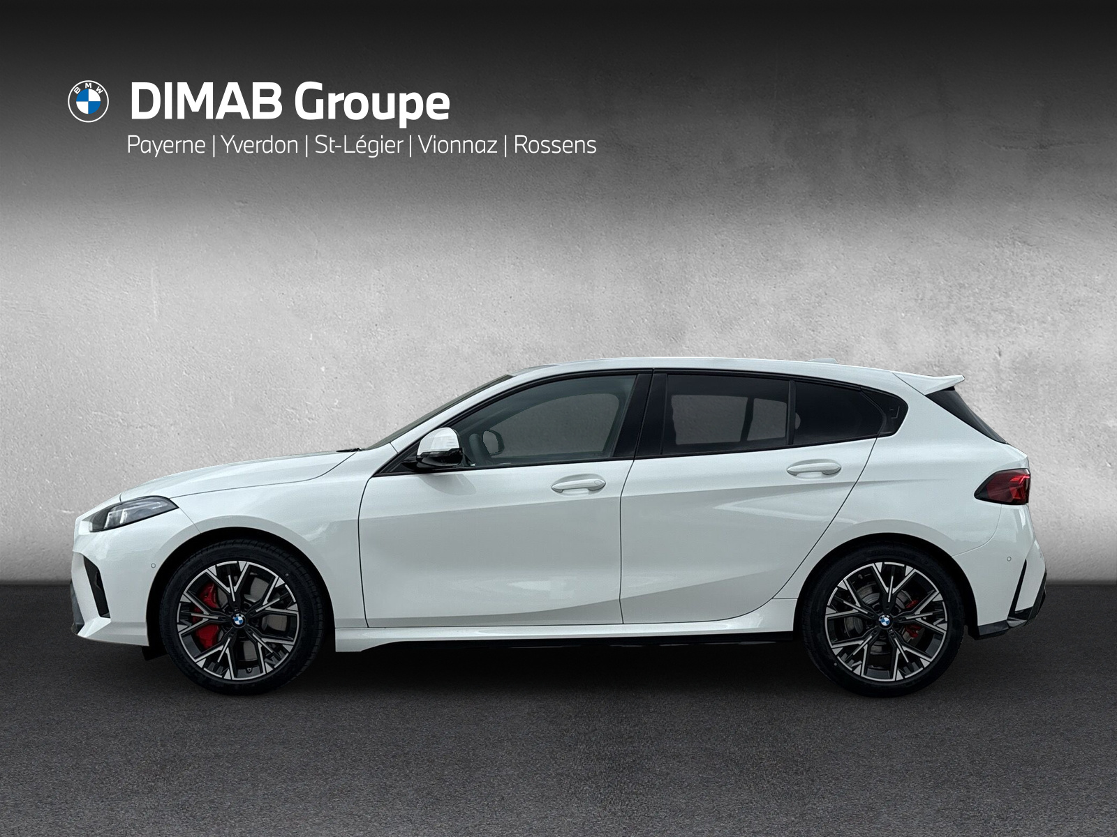 BMW 123 xDrive M Sport Pro Steptronic-showroom-element-1