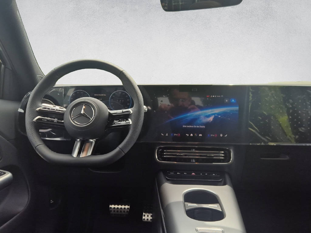 MERCEDES-BENZ GLB 350 4Matic EQ-image-11