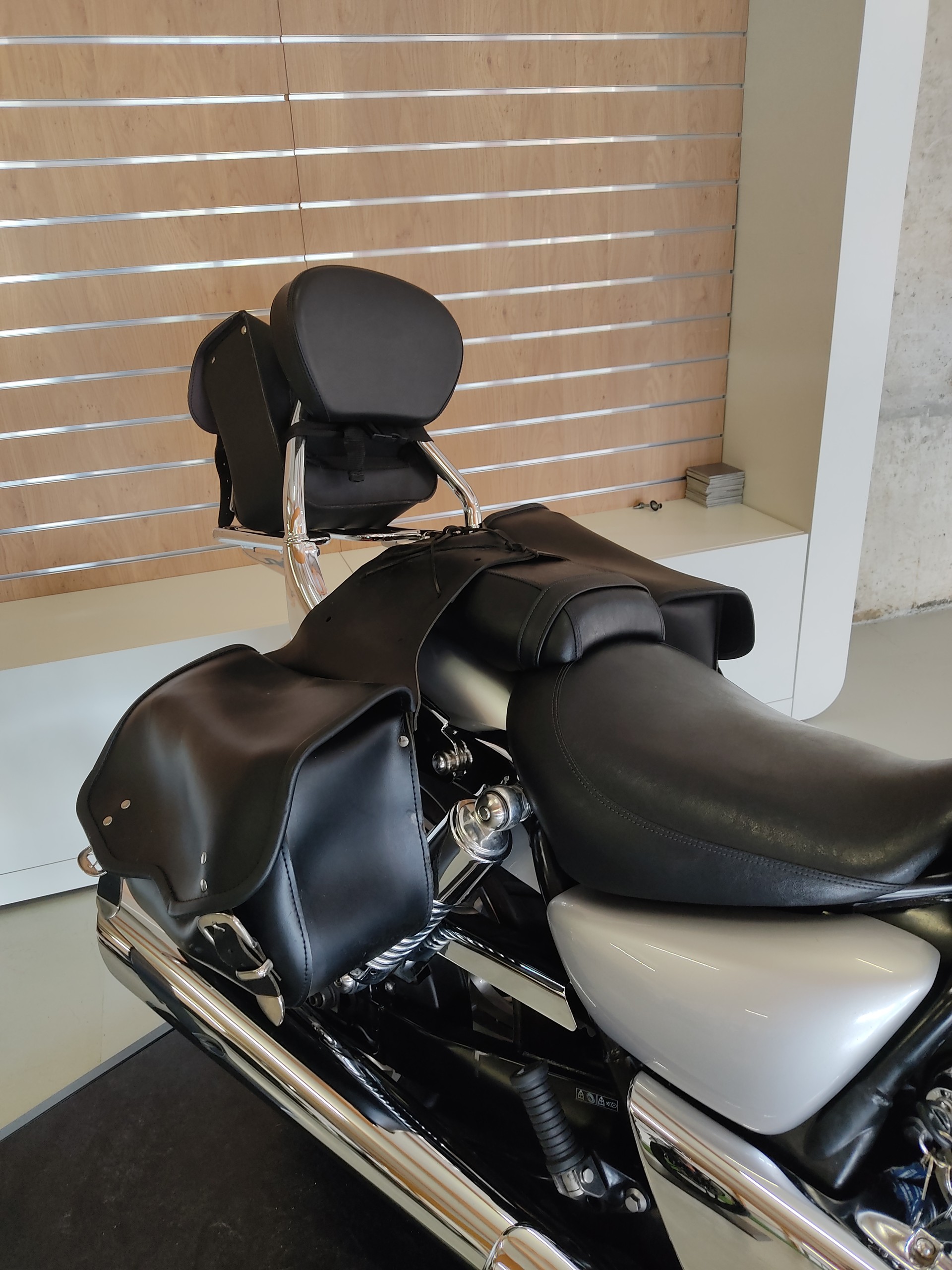 TRIUMPH Thunderbird 1600 ABS-image-9