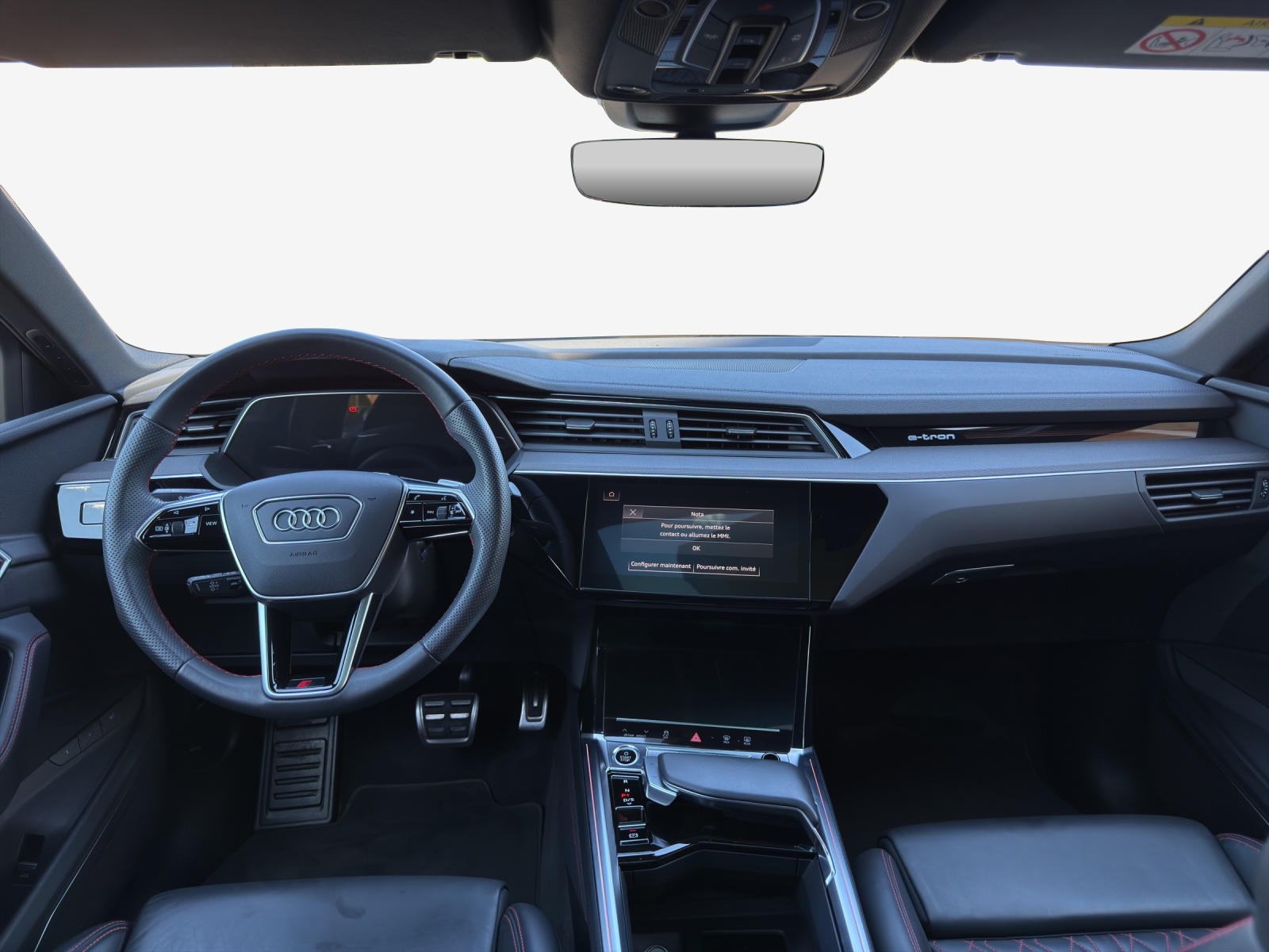 AUDI Q8 Sportback 55 e-tron Black Edition quattro-image-9