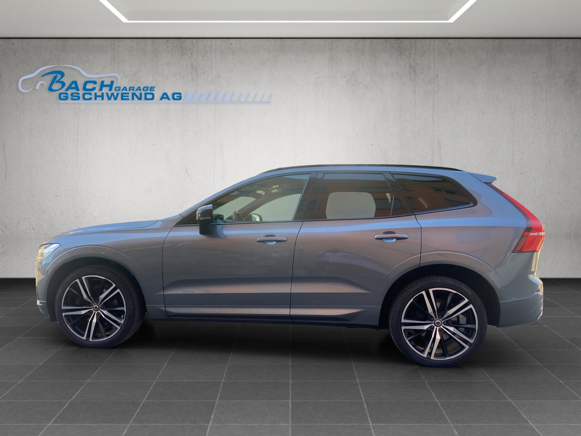 VOLVO XC60 B5 Benzin Mild Hybrid AWD R-Design Geartronic-image-5
