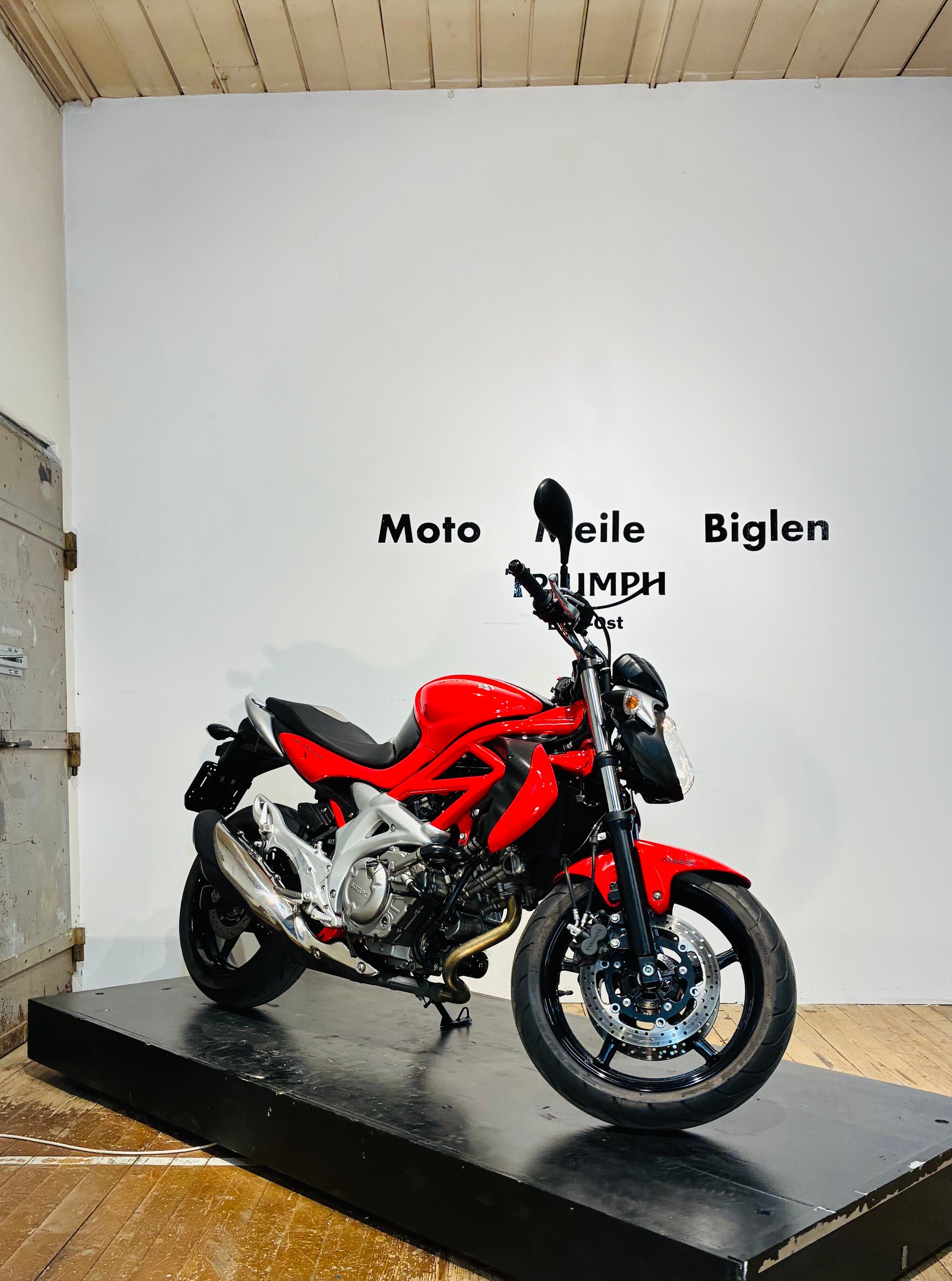 SUZUKI SFV 650 Gladius ABS