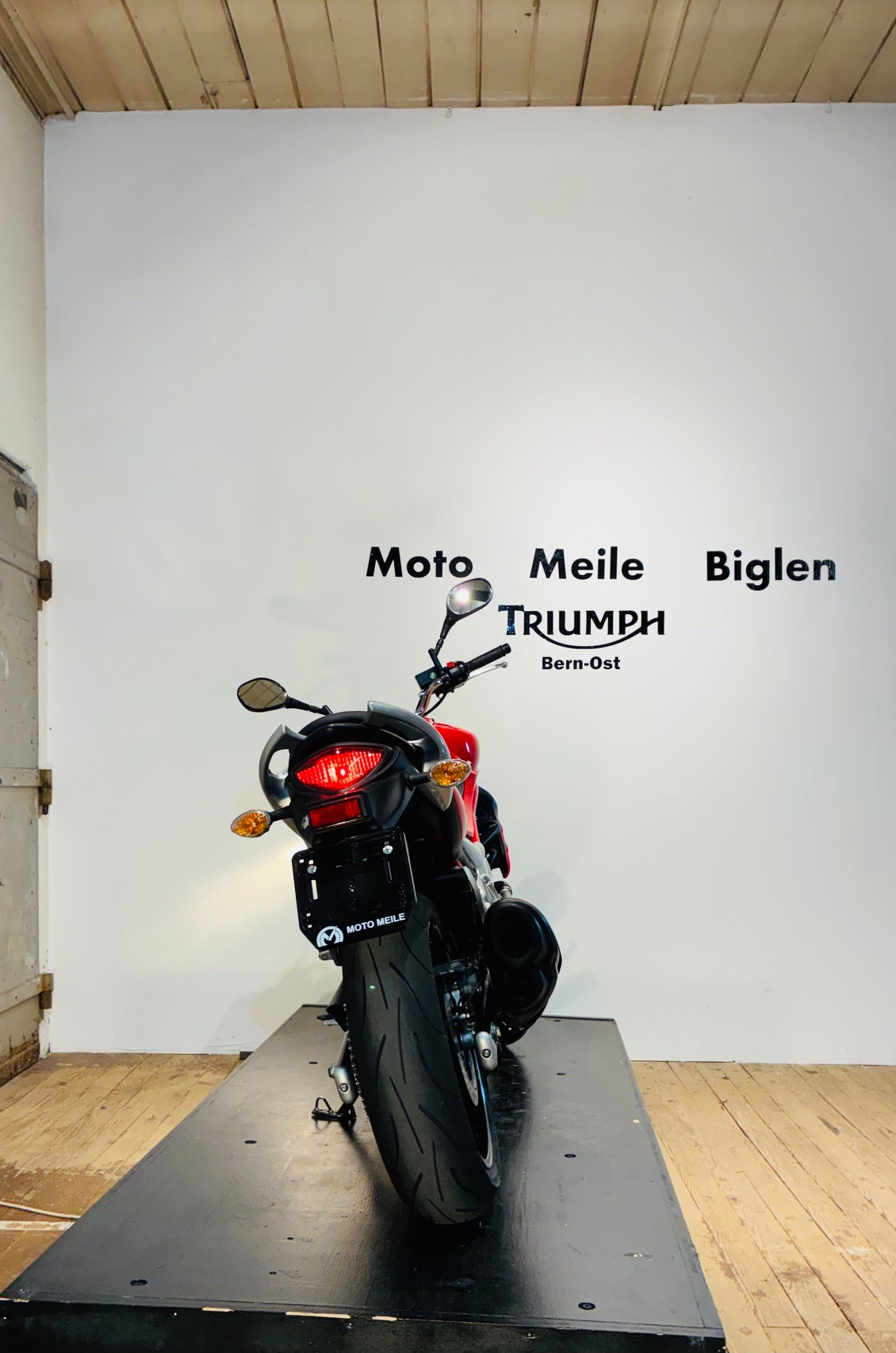 SUZUKI SFV 650 Gladius ABS-showroom-element-3