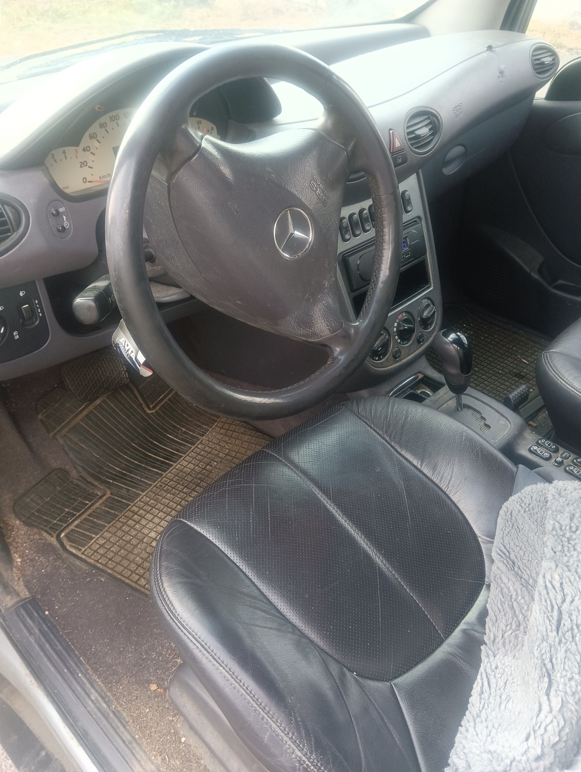 MERCEDES-BENZ A 170-image-6