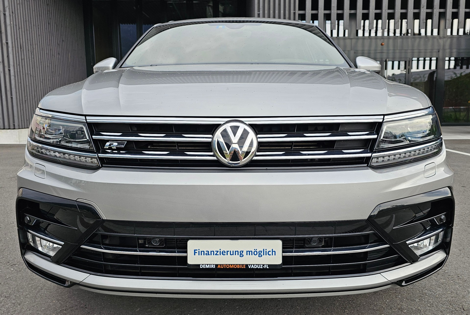 VW Tiguan 2.0TSI Highline R-Line 4Motion DSG-image-6