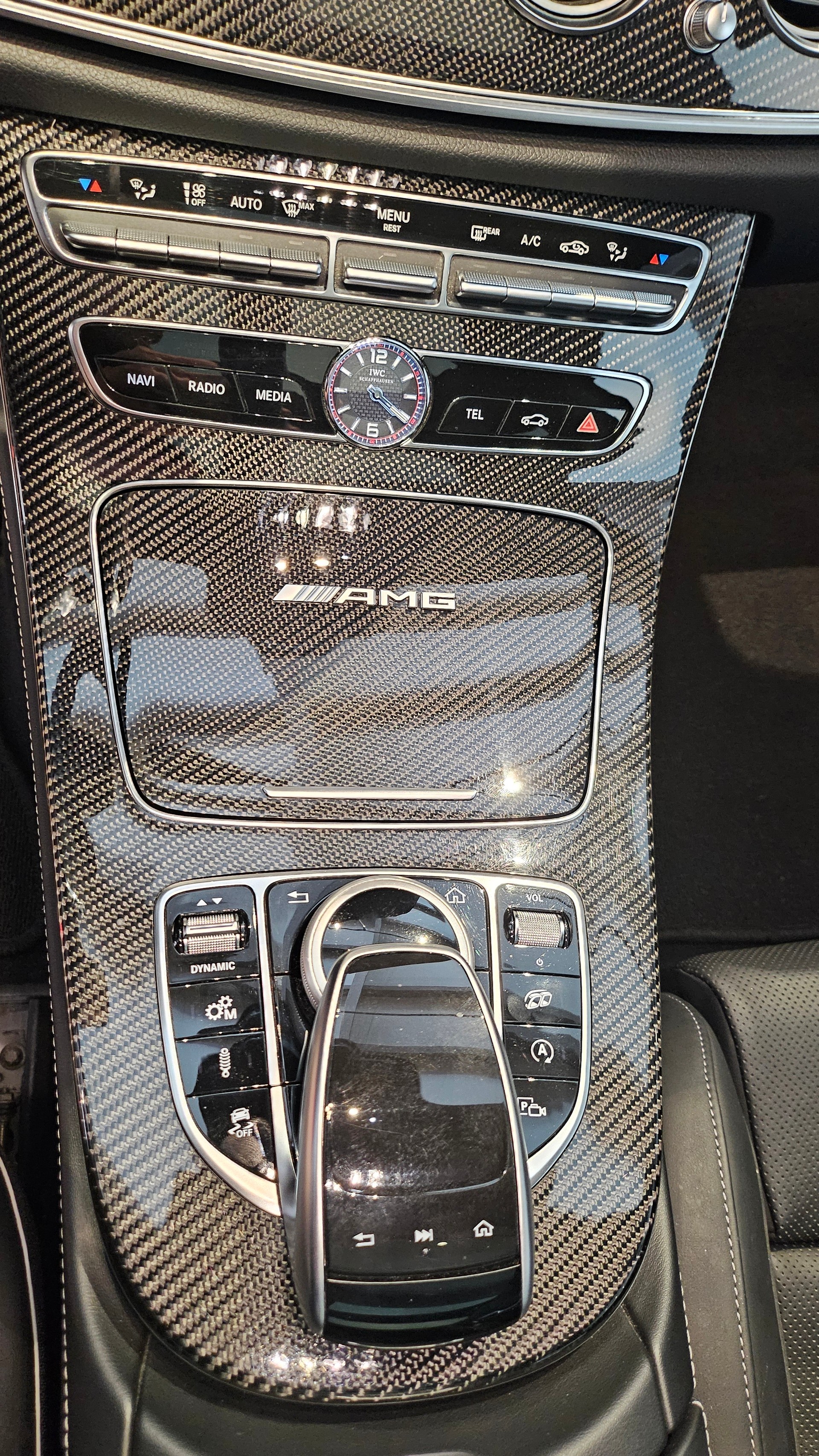 MERCEDES-BENZ E 63 AMG S 4 Matic 9G-Tronic, 612 PS selenitgrau, Top Ausstattung AMG Performance-Abgasanlage-image-25