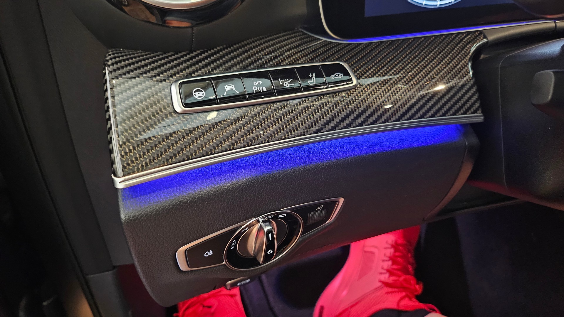 MERCEDES-BENZ E 63 AMG S 4 Matic 9G-Tronic, 612 PS selenitgrau, Top Ausstattung AMG Performance-Abgasanlage-image-28