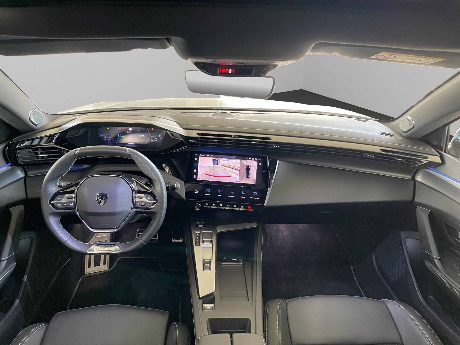 PEUGEOT 308 SW 1.6 PHEV 180 GT (Plug-in Hybrid)-image-8
